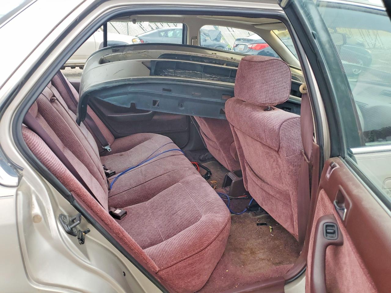 1992 Honda Accord Ex Tan vin: 1HGCB7670NA221895