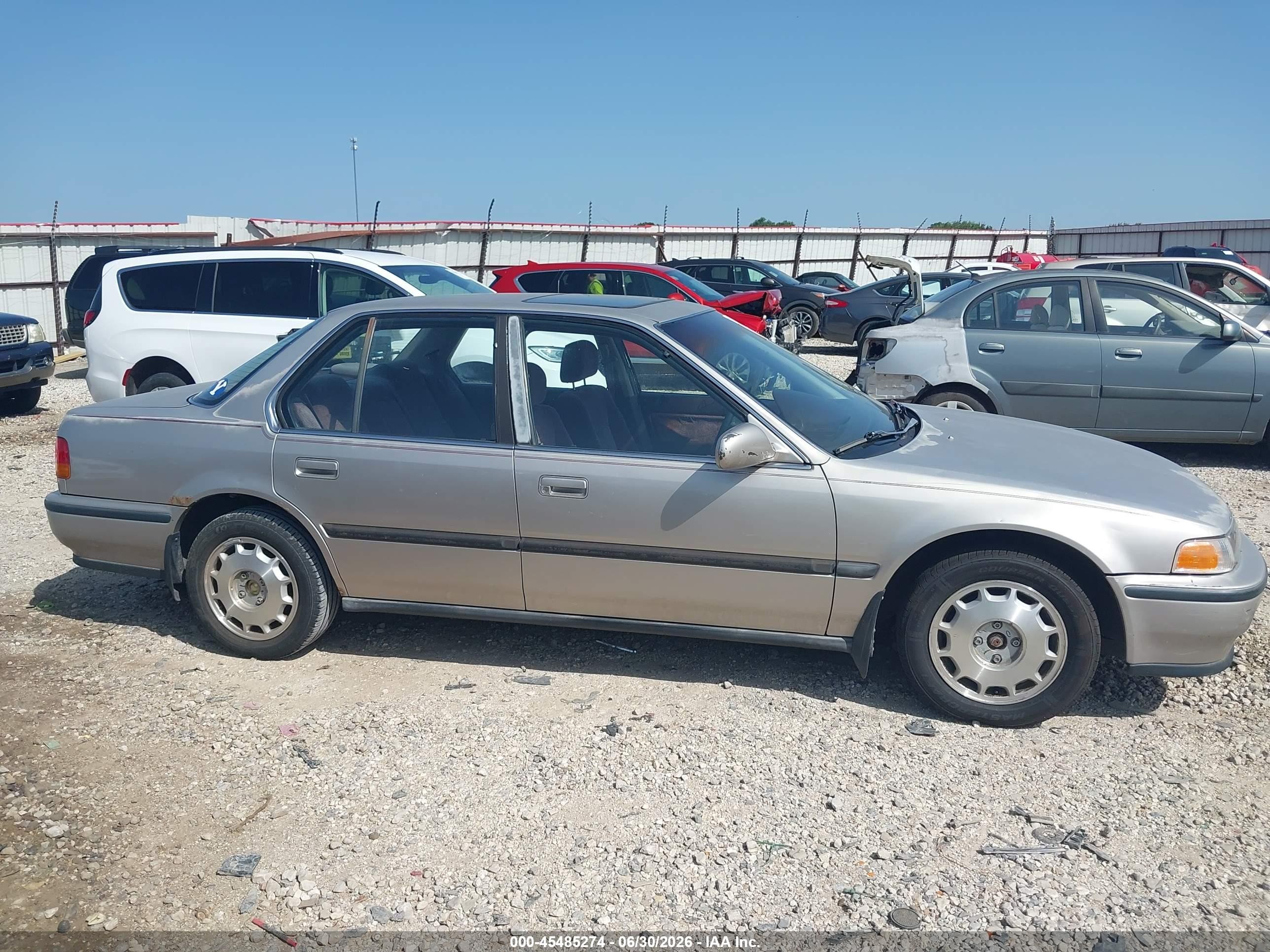 1993 Honda Accord Ex Silver vin: 1HGCB7673PA075818