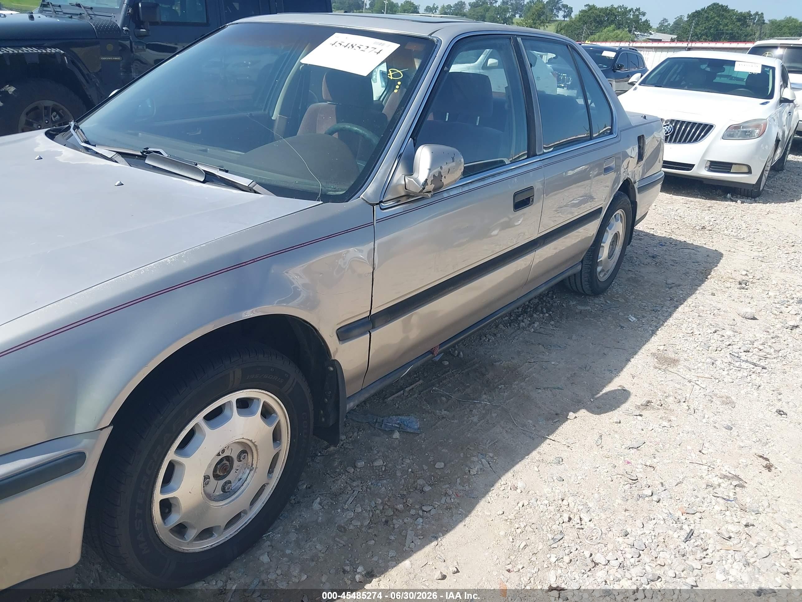 1993 Honda Accord Ex Silver vin: 1HGCB7673PA075818