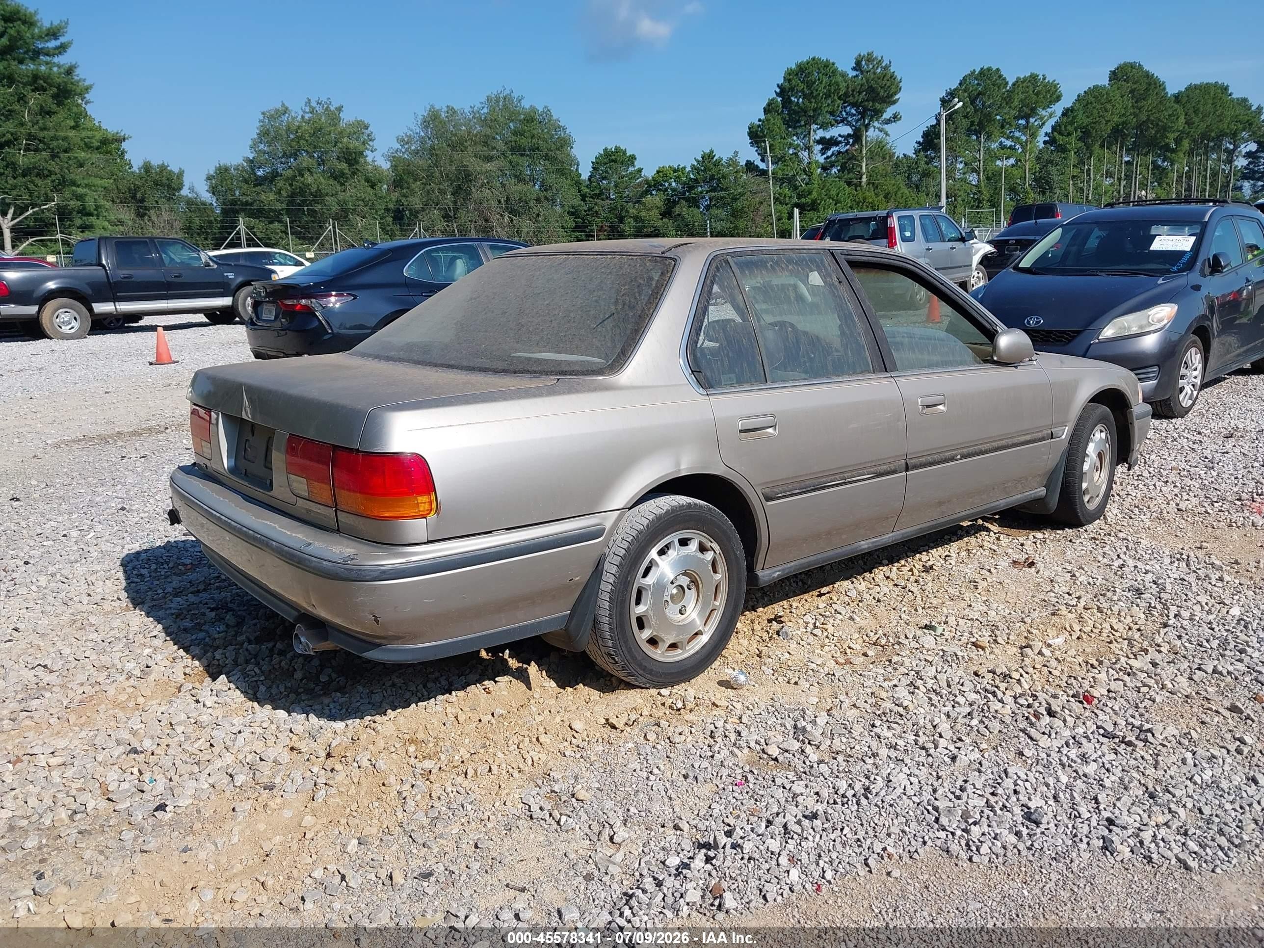 1992 Honda Accord Ex Silver vin: 1HGCB7679NA103473
