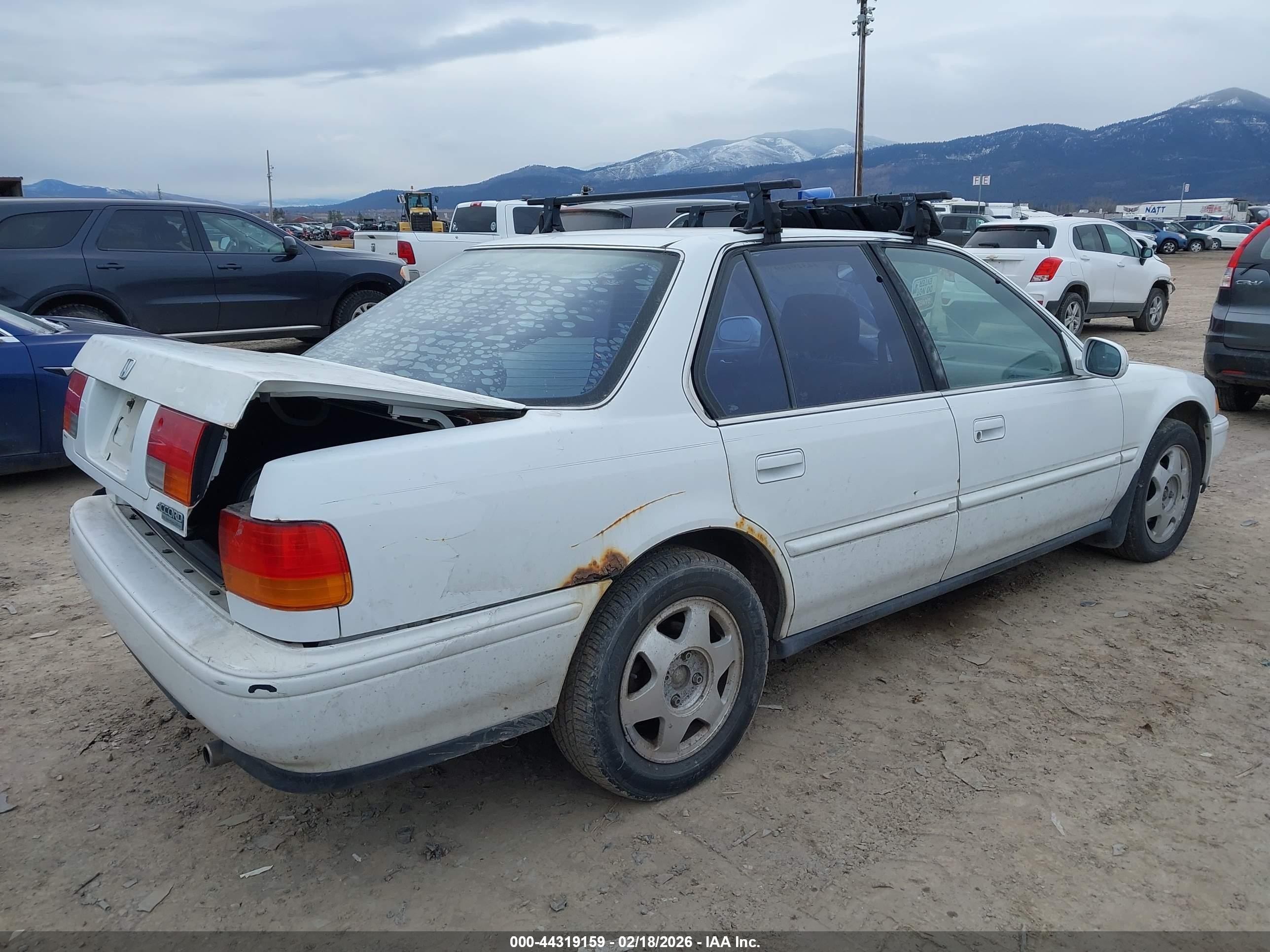 1993 Honda Accord 10th Anniversary White vin: 1HGCB7693PA076596