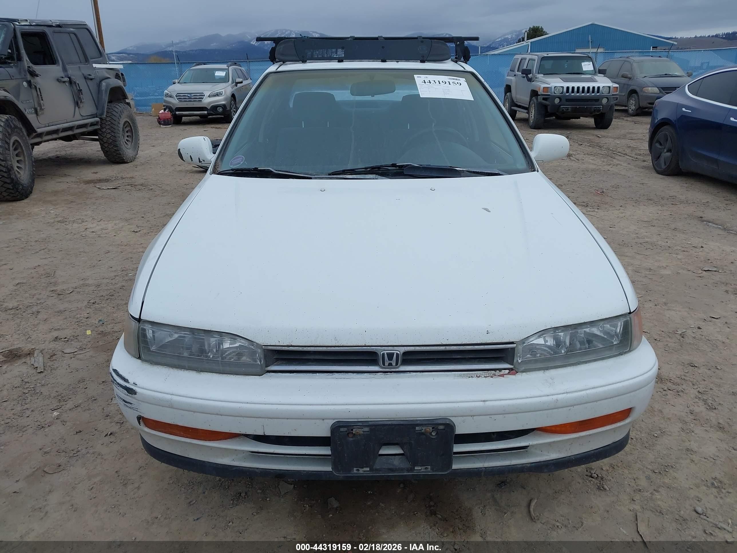 1993 Honda Accord 10th Anniversary White vin: 1HGCB7693PA076596