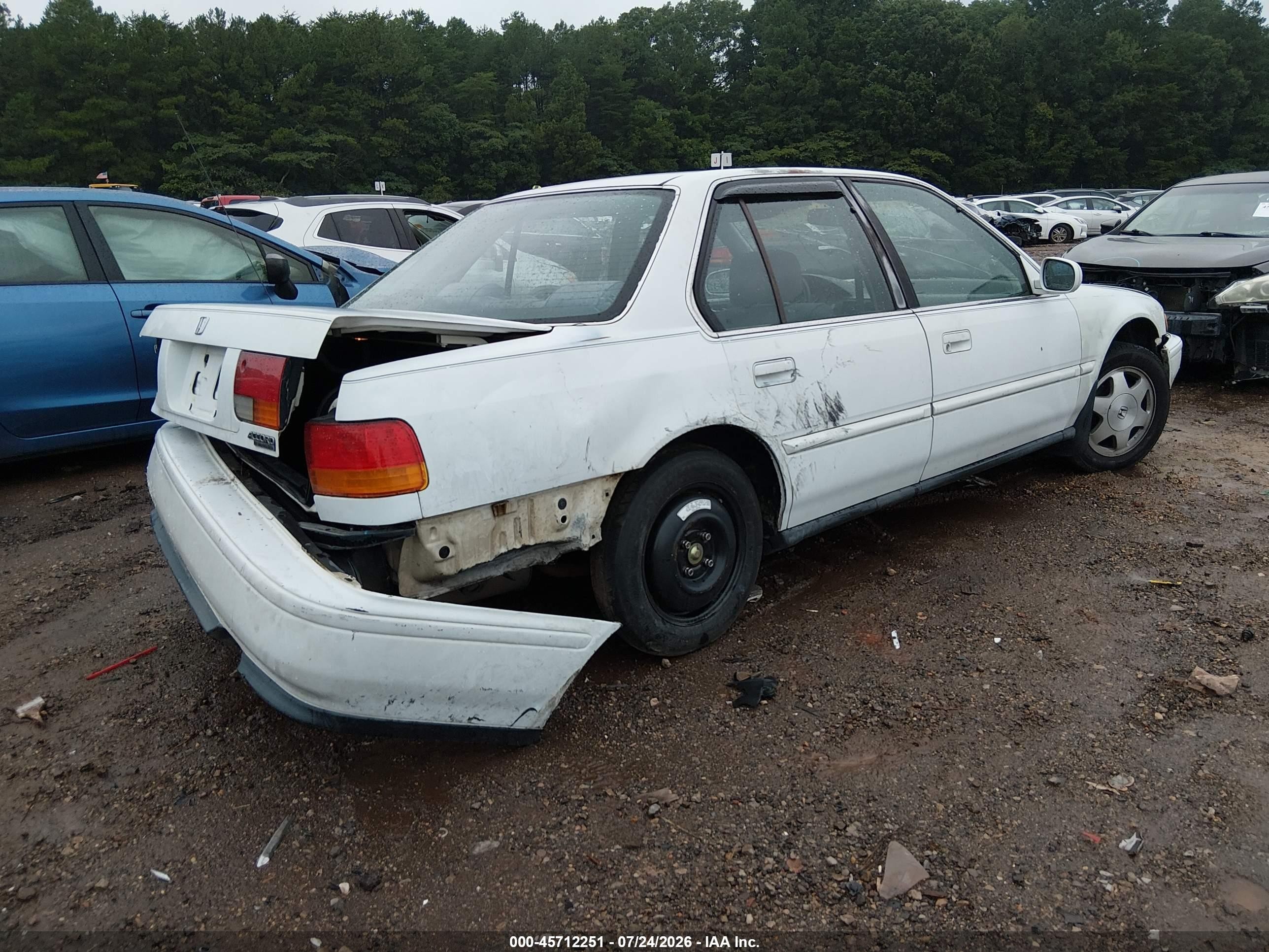 1993 Honda Accord 10th Anniversary White vin: 1HGCB7697PA157908