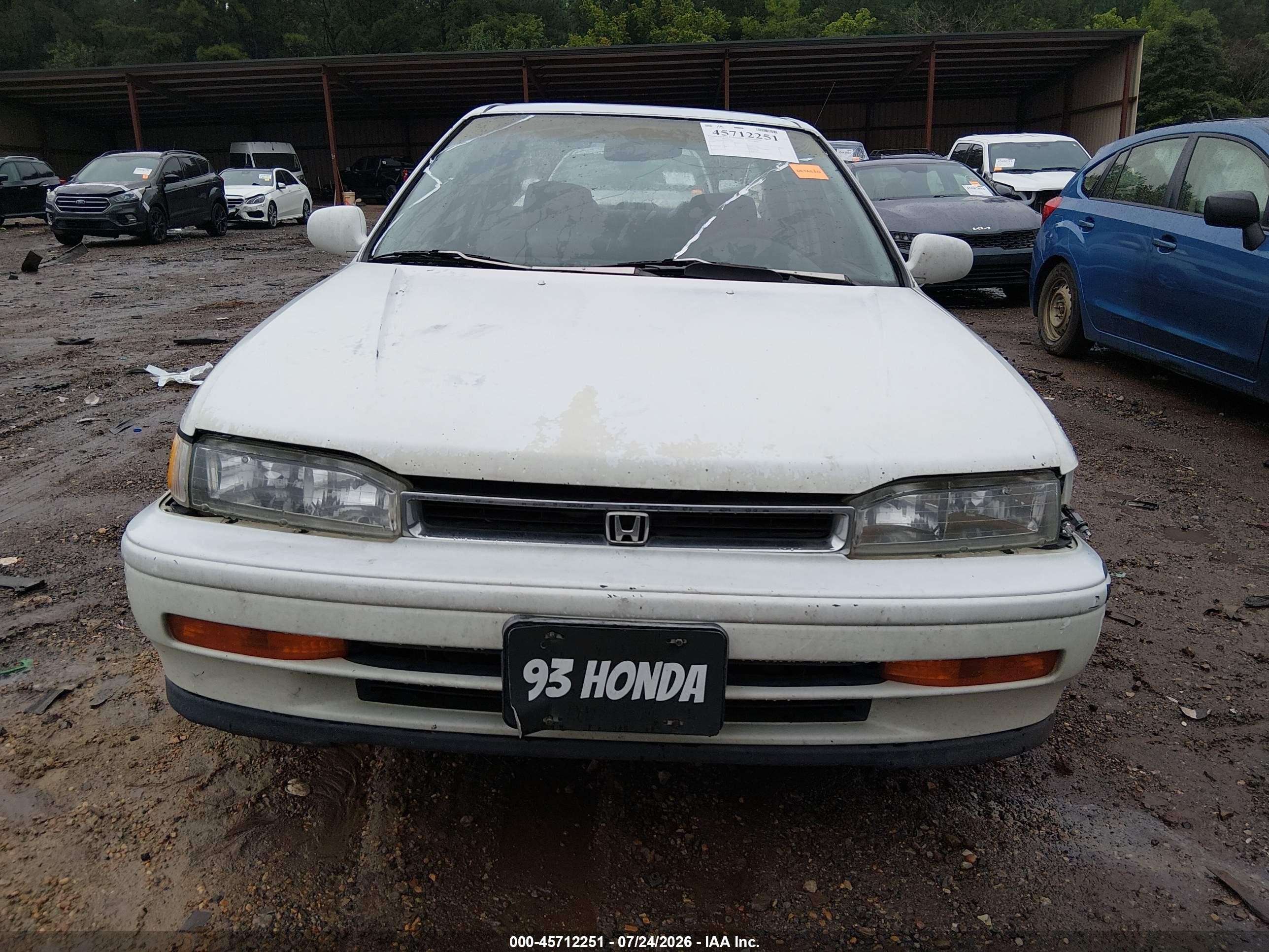 1993 Honda Accord 10th Anniversary White vin: 1HGCB7697PA157908
