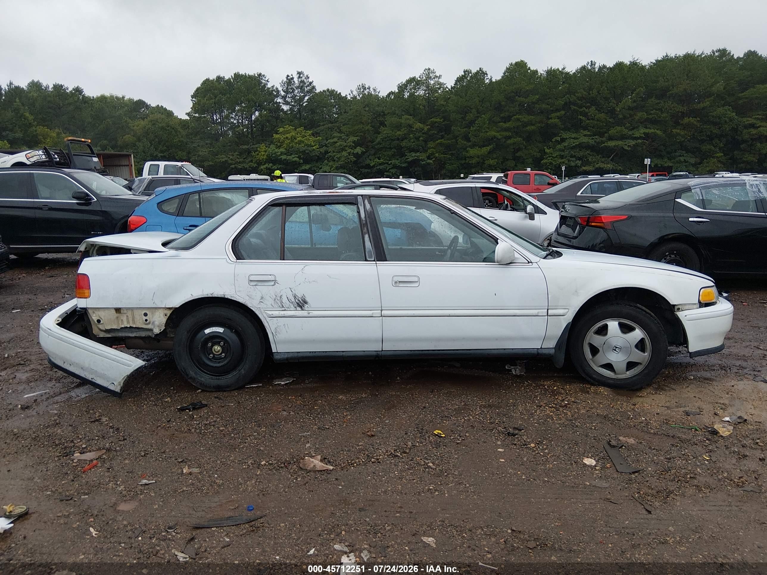 1993 Honda Accord 10th Anniversary White vin: 1HGCB7697PA157908