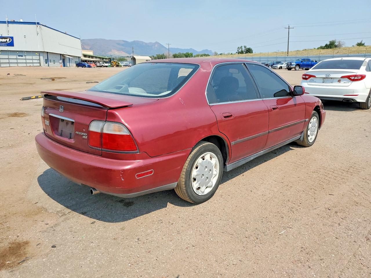 1997 Honda Accord Lx Red vin: 1HGCD5534VA197727