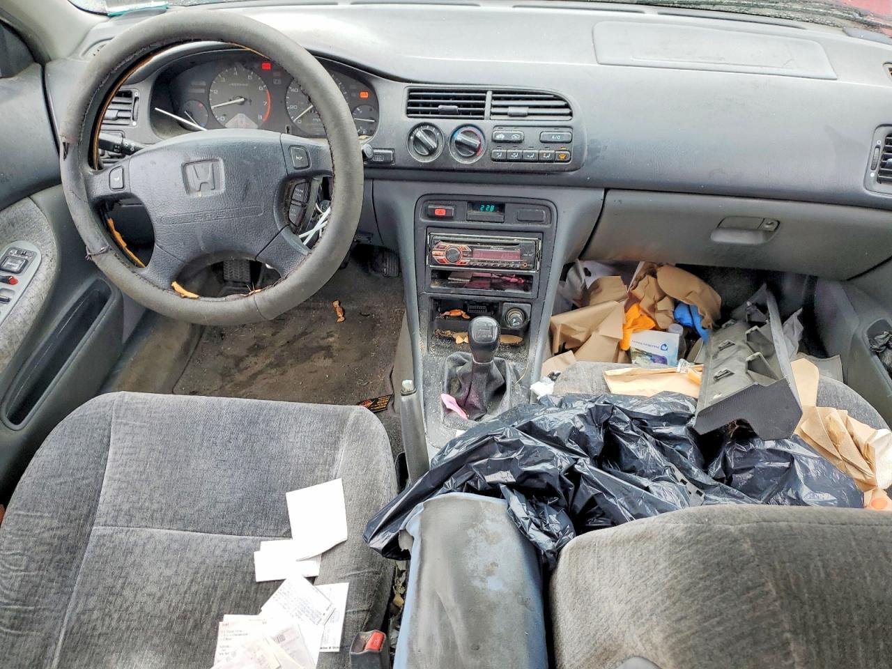 1997 Honda Accord Ex Темно-бордовый vin: 1HGCD5550VA182529