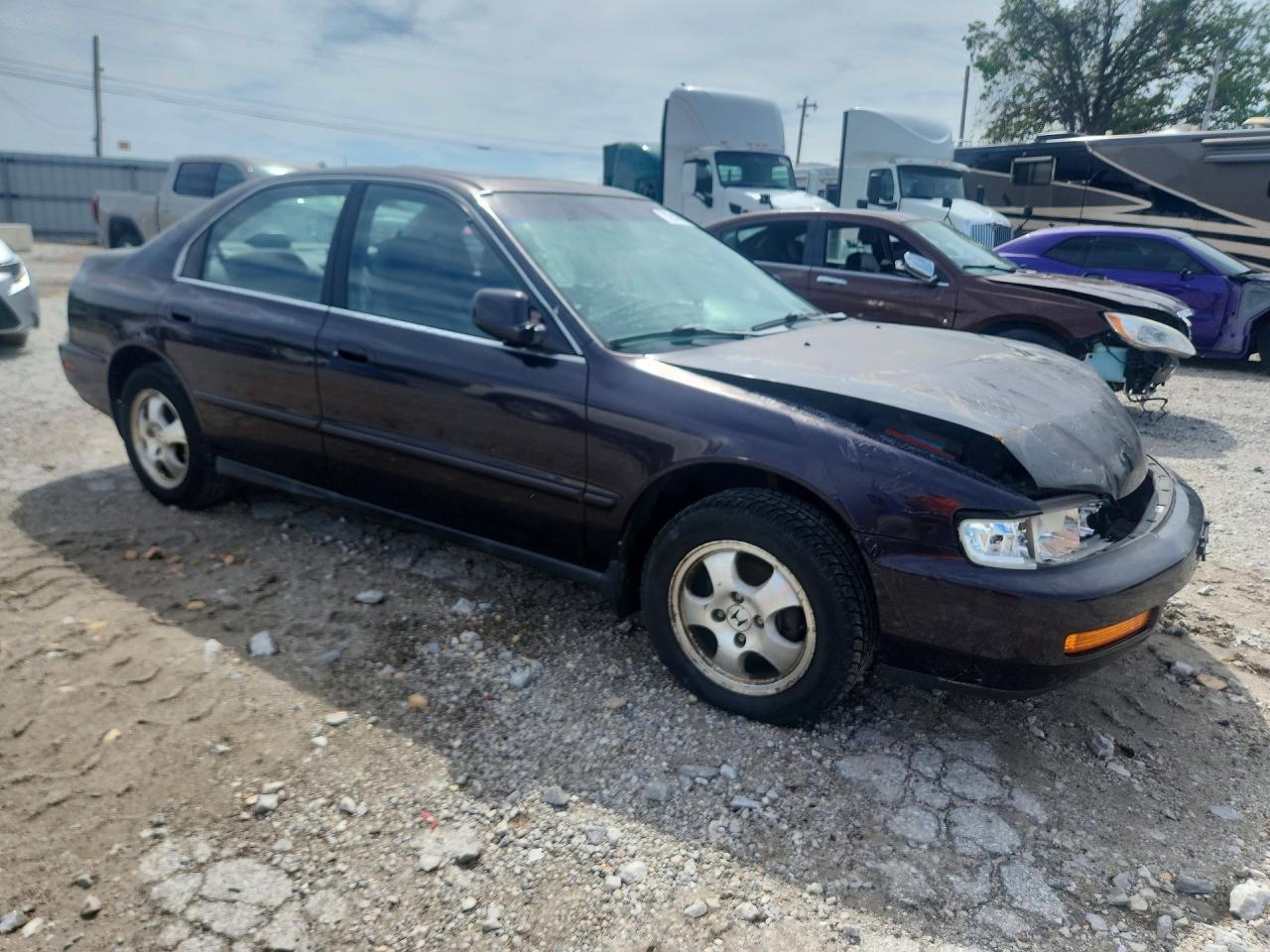 1997 Honda Accord Se Фиолетовый vin: 1HGCD5600VA085186