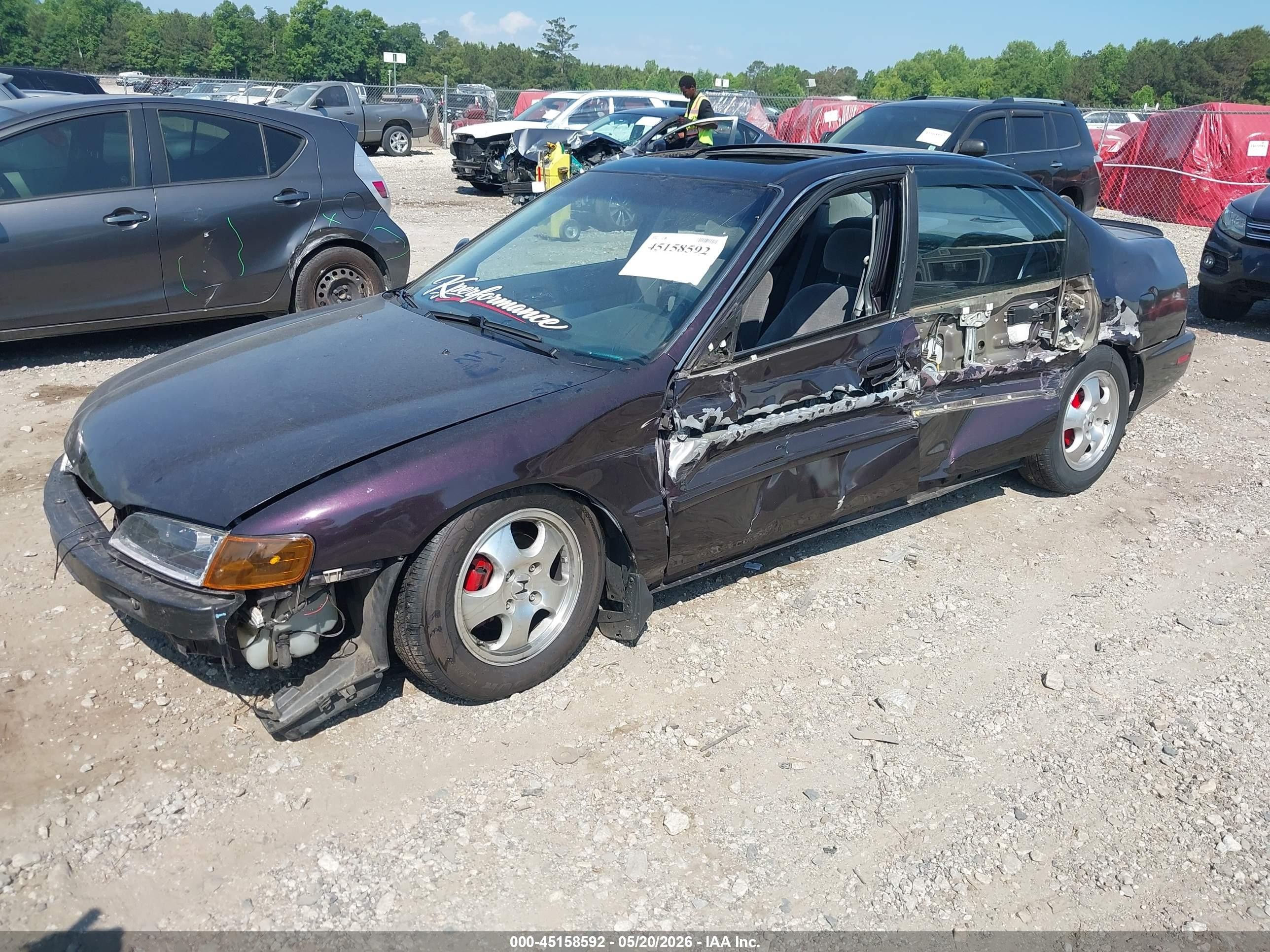 1997 Honda Accord Se Purple vin: 1HGCD5601VA105607