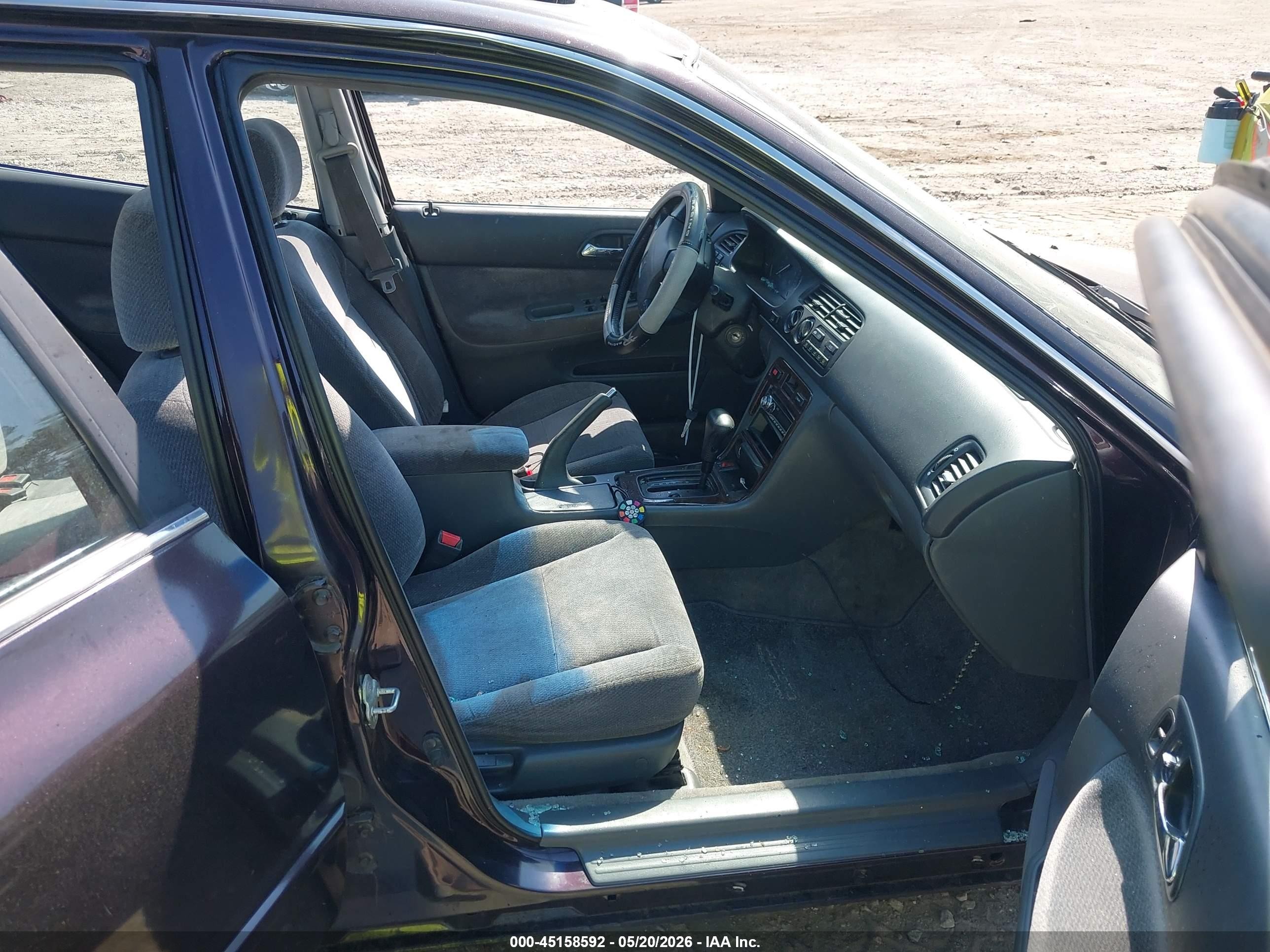 1997 Honda Accord Se Purple vin: 1HGCD5601VA105607