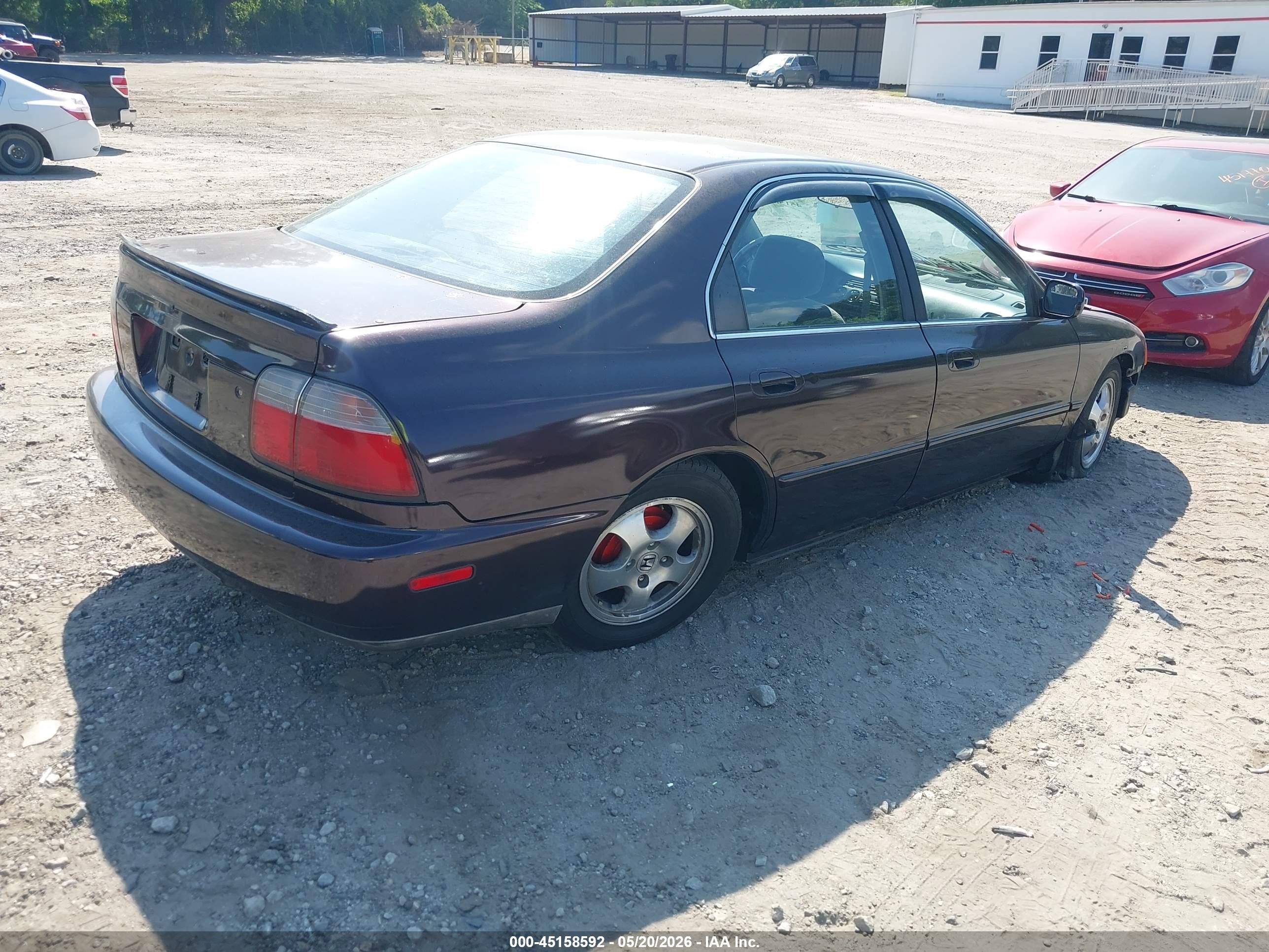 1997 Honda Accord Se Purple vin: 1HGCD5601VA105607
