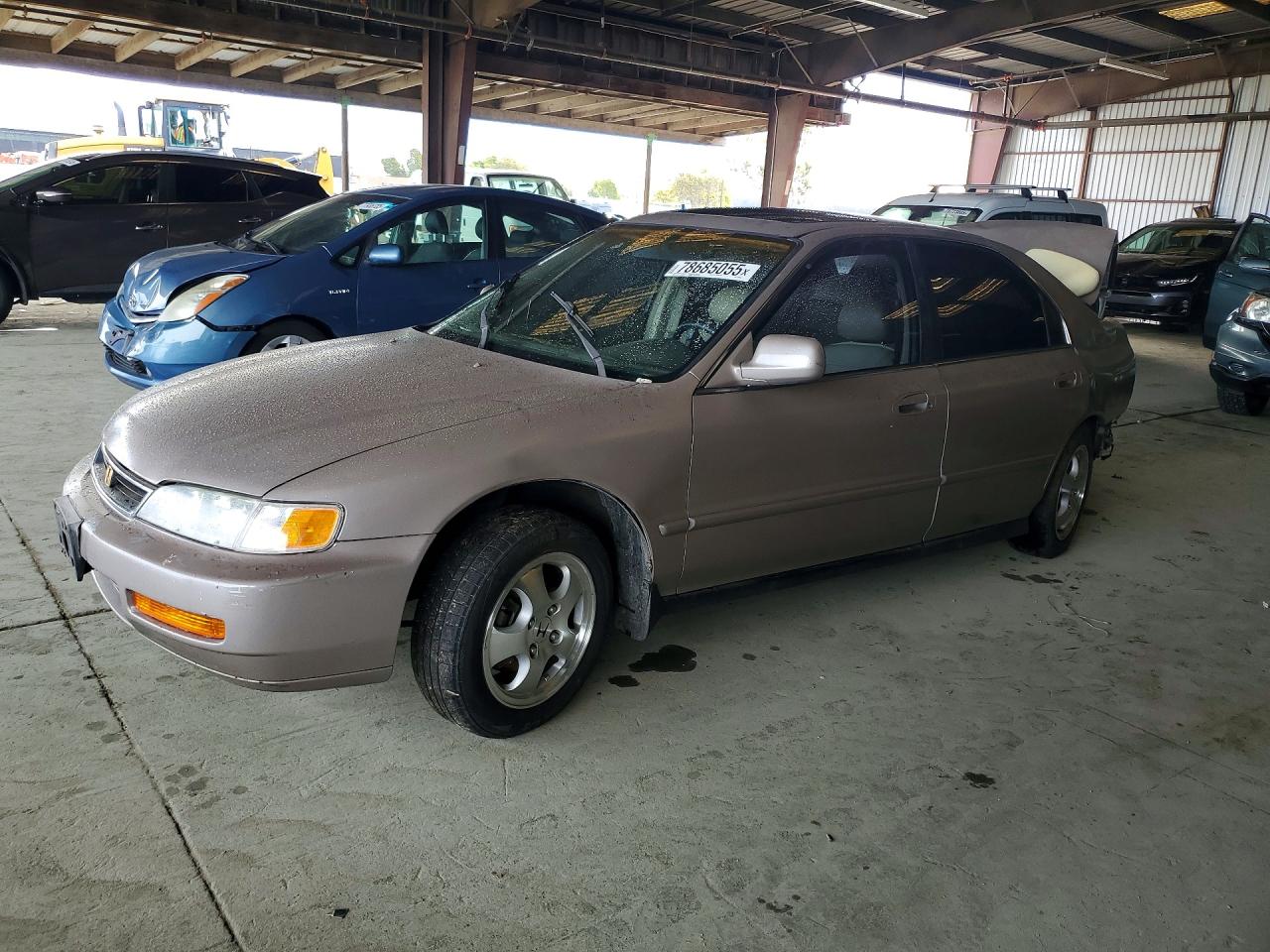 1HGCD5602VA205280