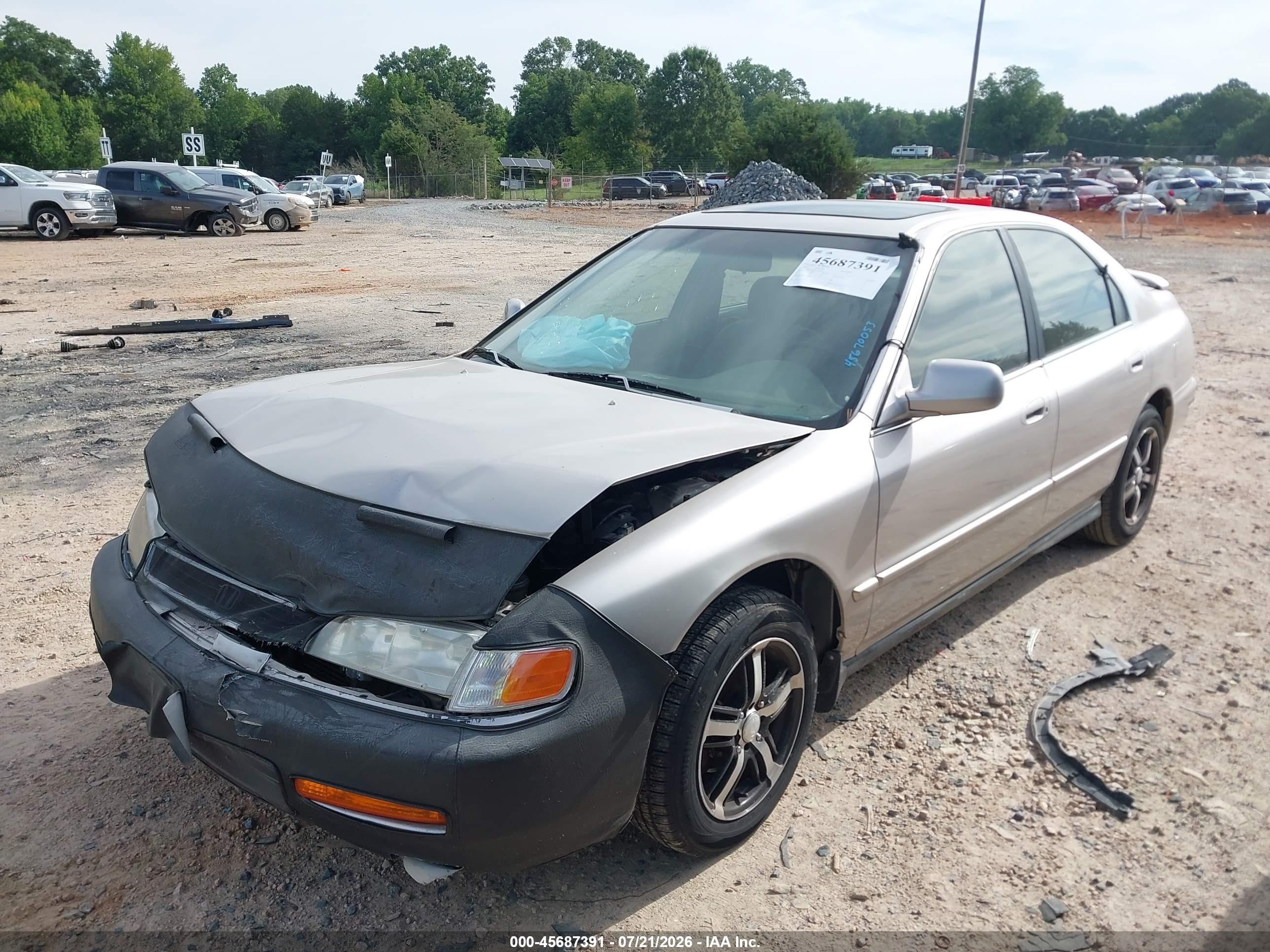 1997 Honda Accord Se Бежевый vin: 1HGCD5603VA267853