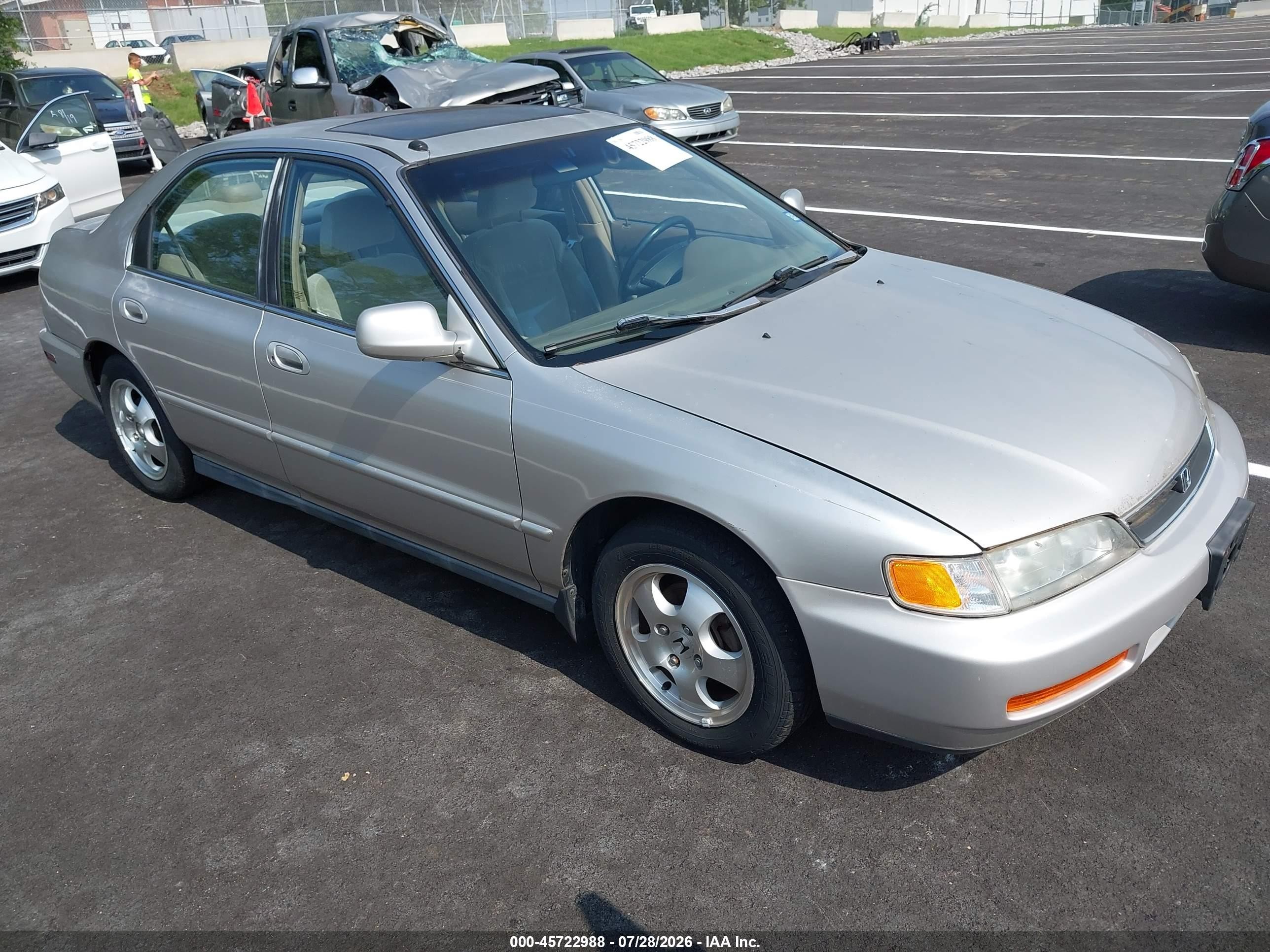 1997 Honda Accord Se Champagne vin: 1HGCD5605VA065841