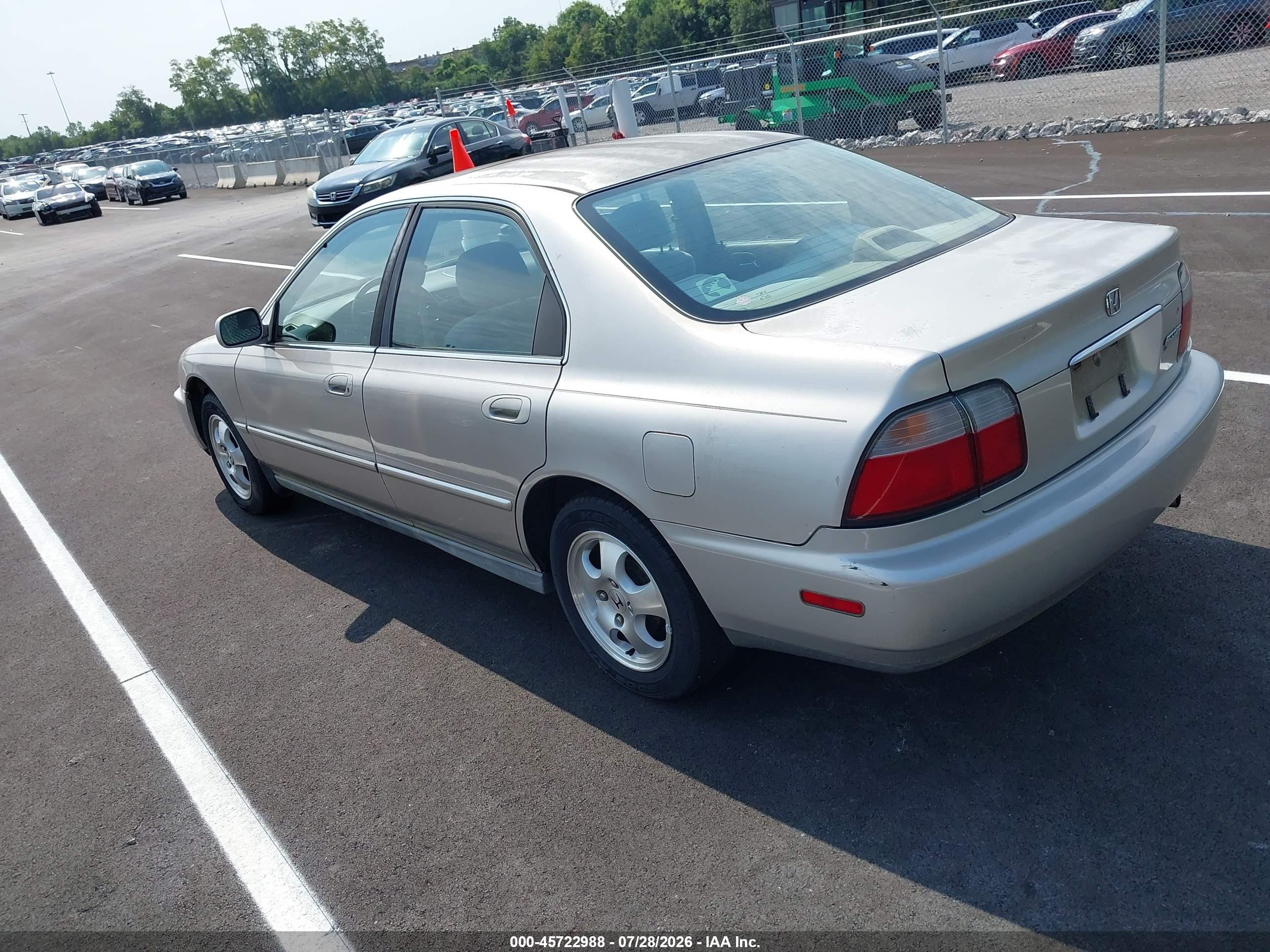 1997 Honda Accord Se Champagne vin: 1HGCD5605VA065841