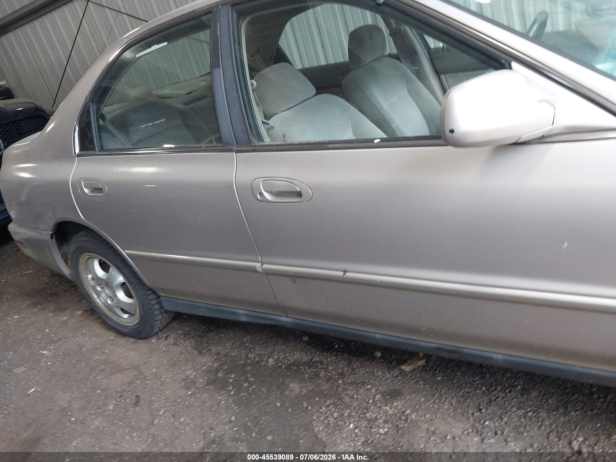 1997 Honda Accord Se Champagne vin: 1HGCD5606VA243000
