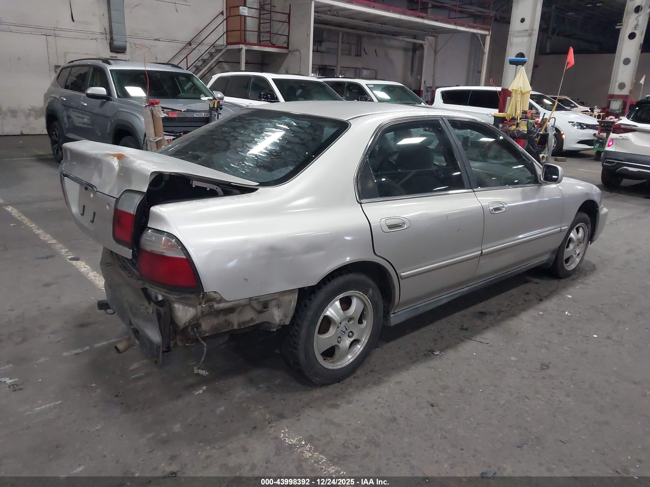 1997 Honda Accord Se Gray vin: 1HGCD5608VA064425
