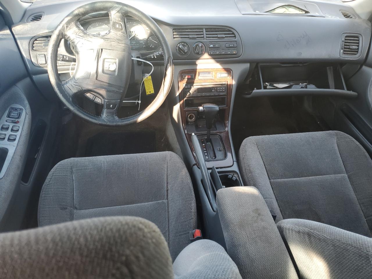 1997 Honda Accord Se Purple vin: 1HGCD5609VA229687