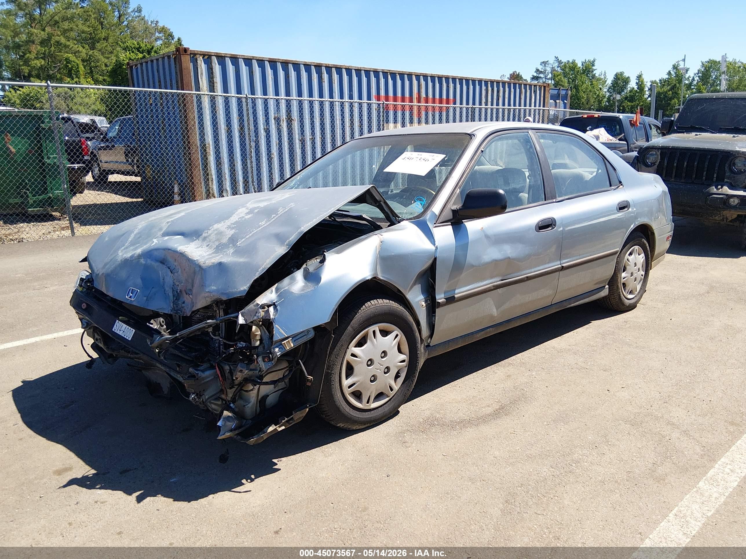 1995 Honda Accord Dx Light Blue vin: 1HGCD5627SA146725