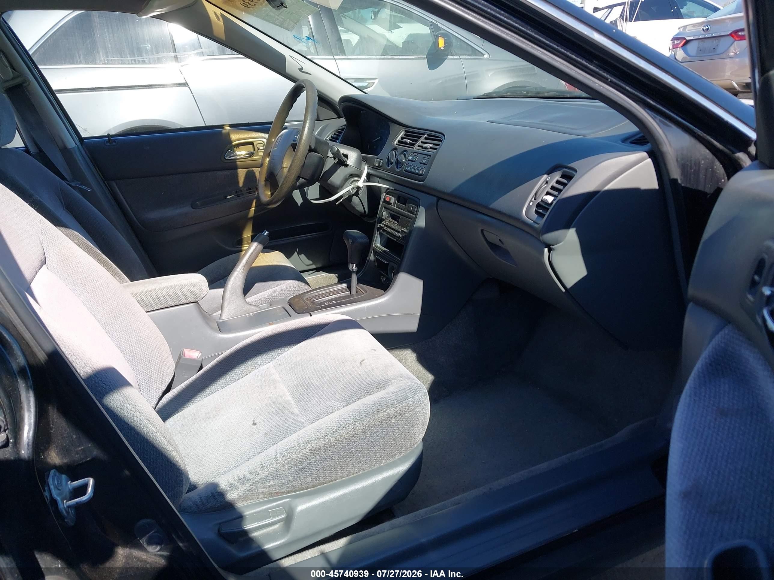 1996 Honda Accord Lx/ex Черный vin: 1HGCD5630TA247440