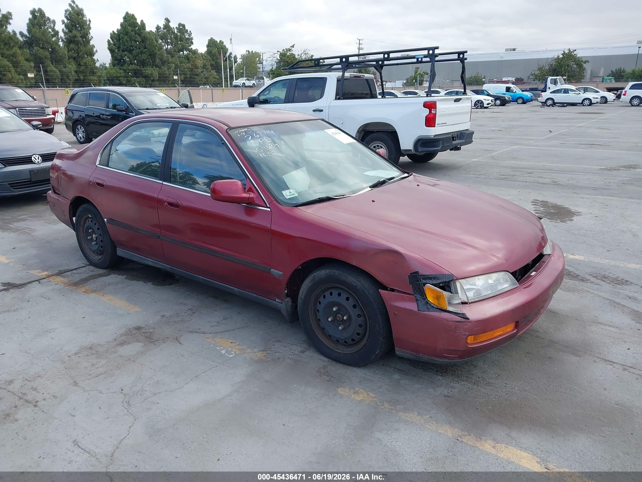 1996 Honda Accord Lx/ex Burgundy vin: 1HGCD5630TA278669