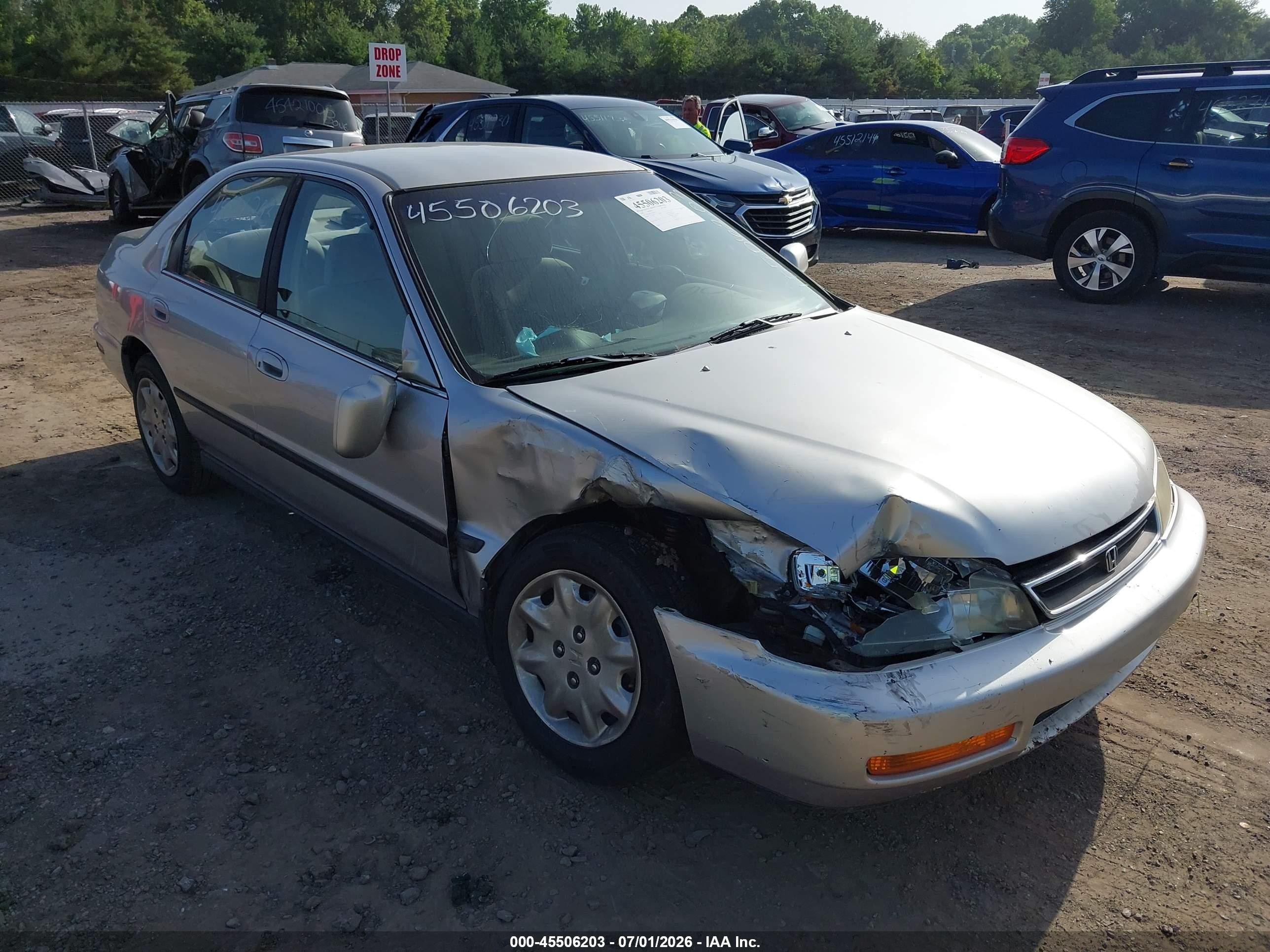 1996 Honda Accord Lx/ex Gold vin: 1HGCD5631TA279071
