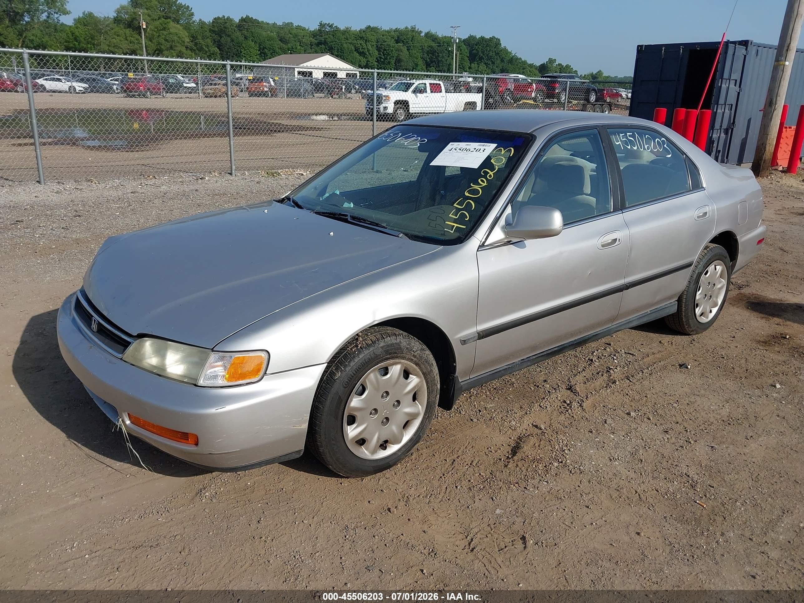 1996 Honda Accord Lx/ex Gold vin: 1HGCD5631TA279071