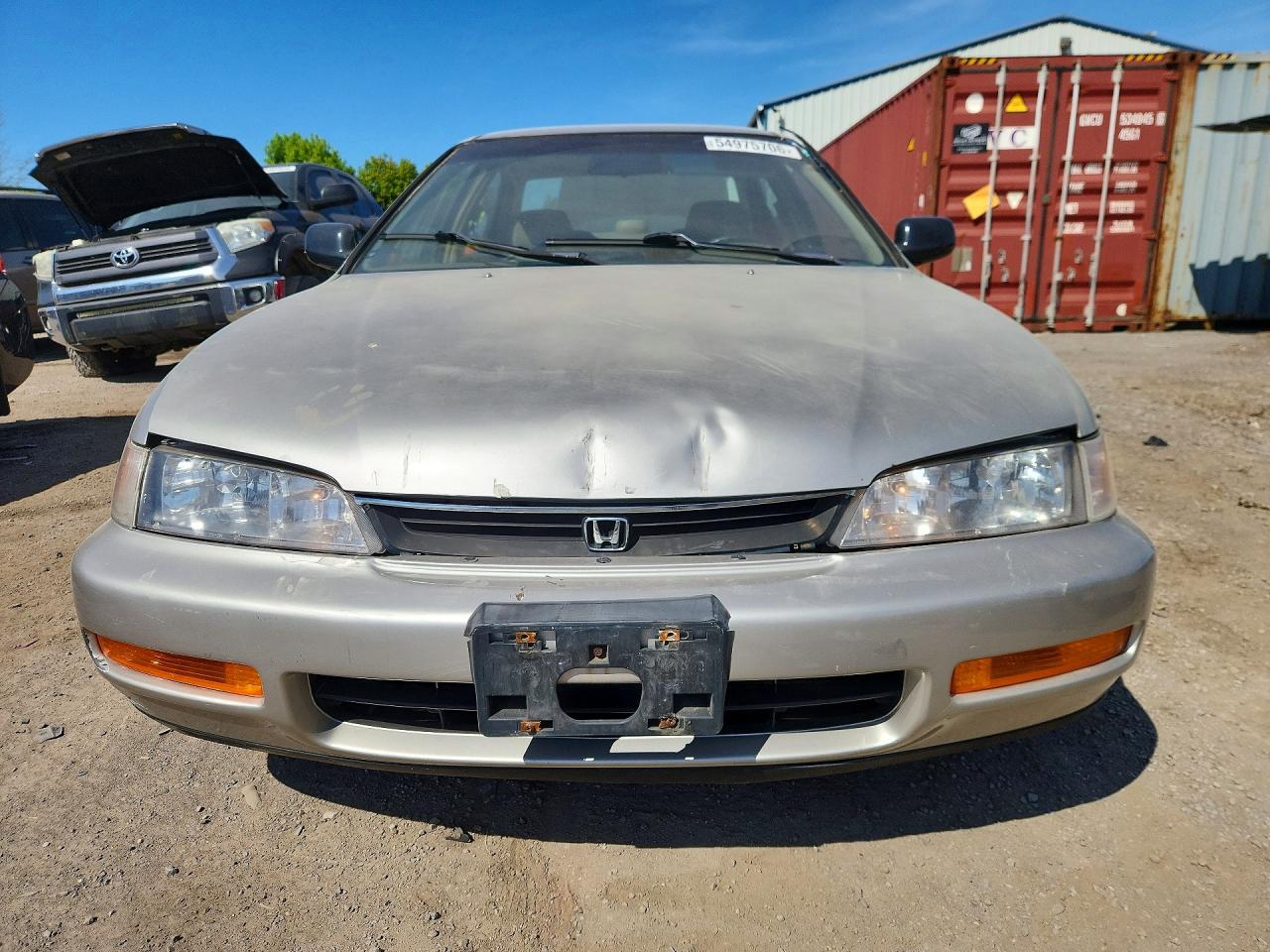 1996 Honda Accord Lx Gold vin: 1HGCD5631TA814660