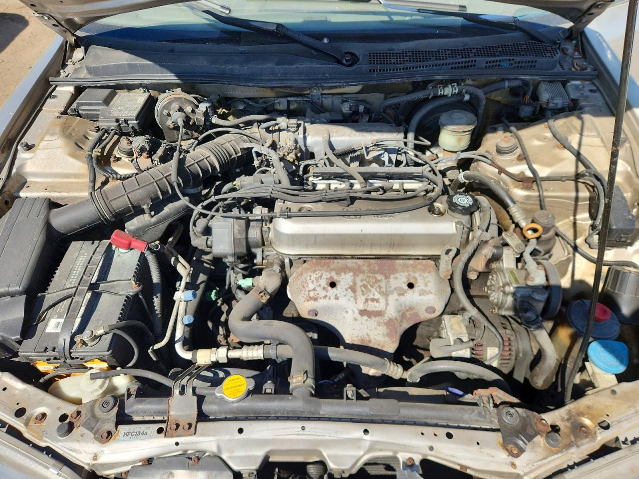 1996 Honda Accord Lx Gold vin: 1HGCD5631TA814660