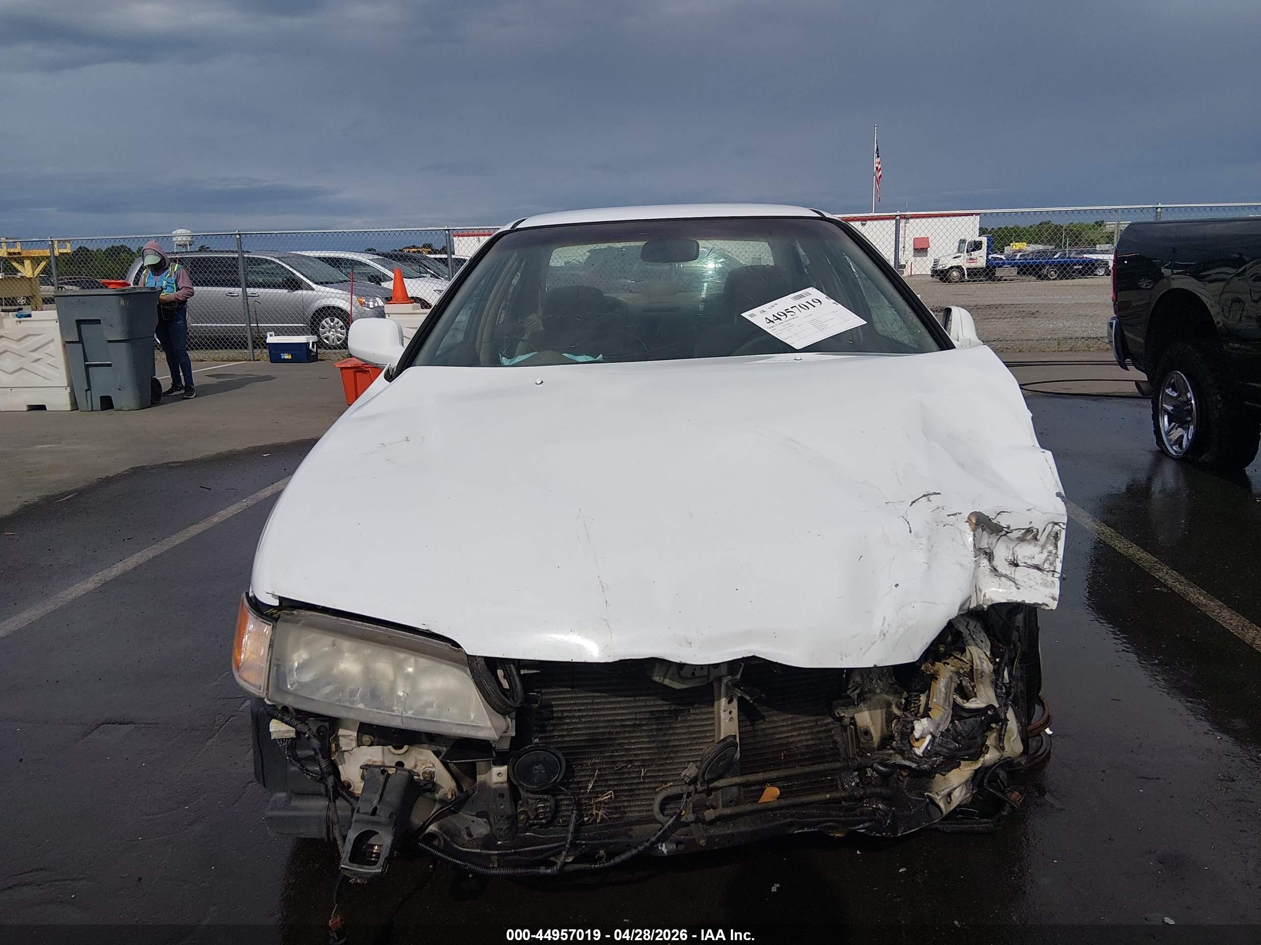 1997 Honda Accord Lx Белый vin: 1HGCD5631VA027887