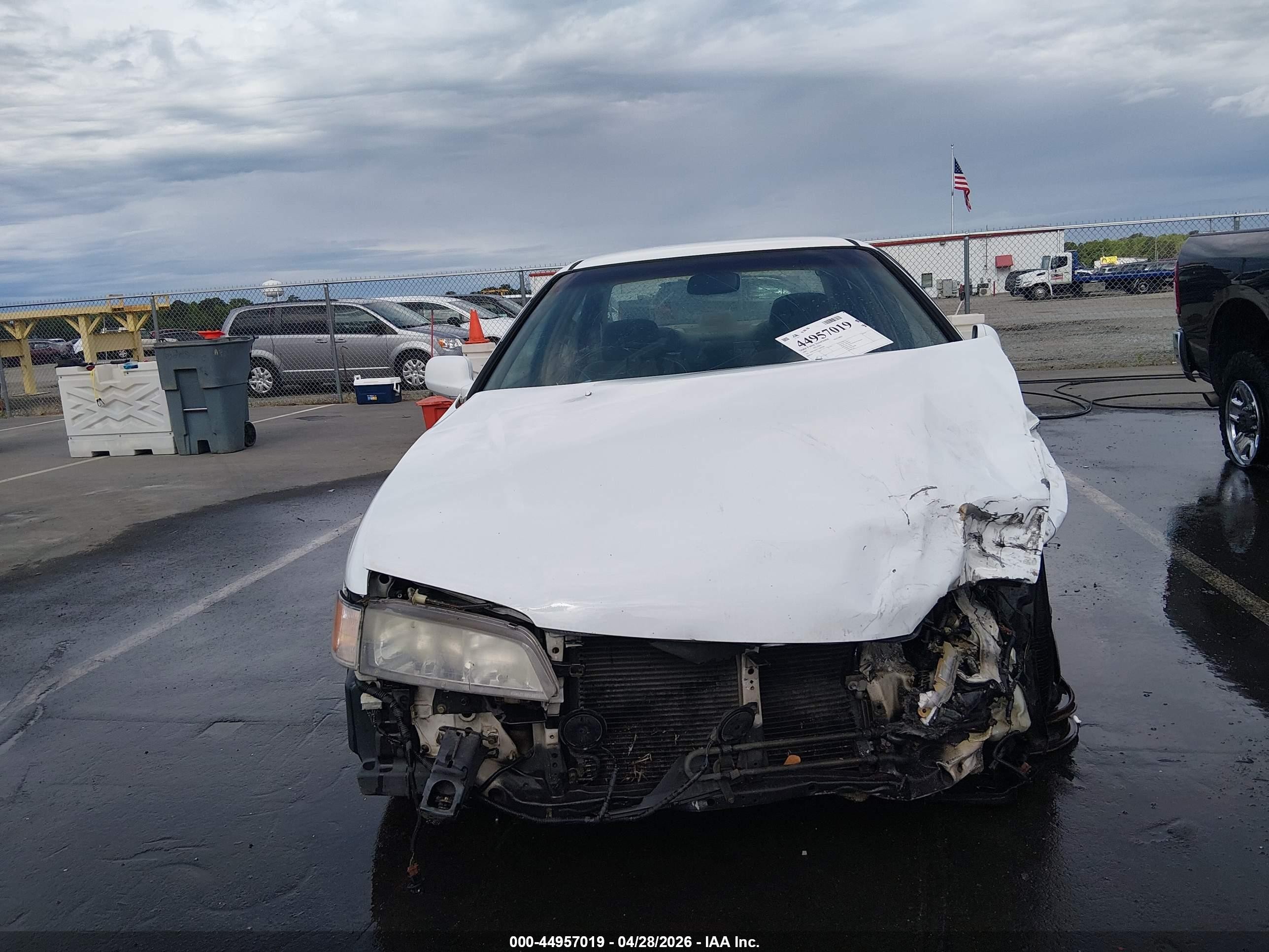 1997 Honda Accord Lx Белый vin: 1HGCD5631VA027887