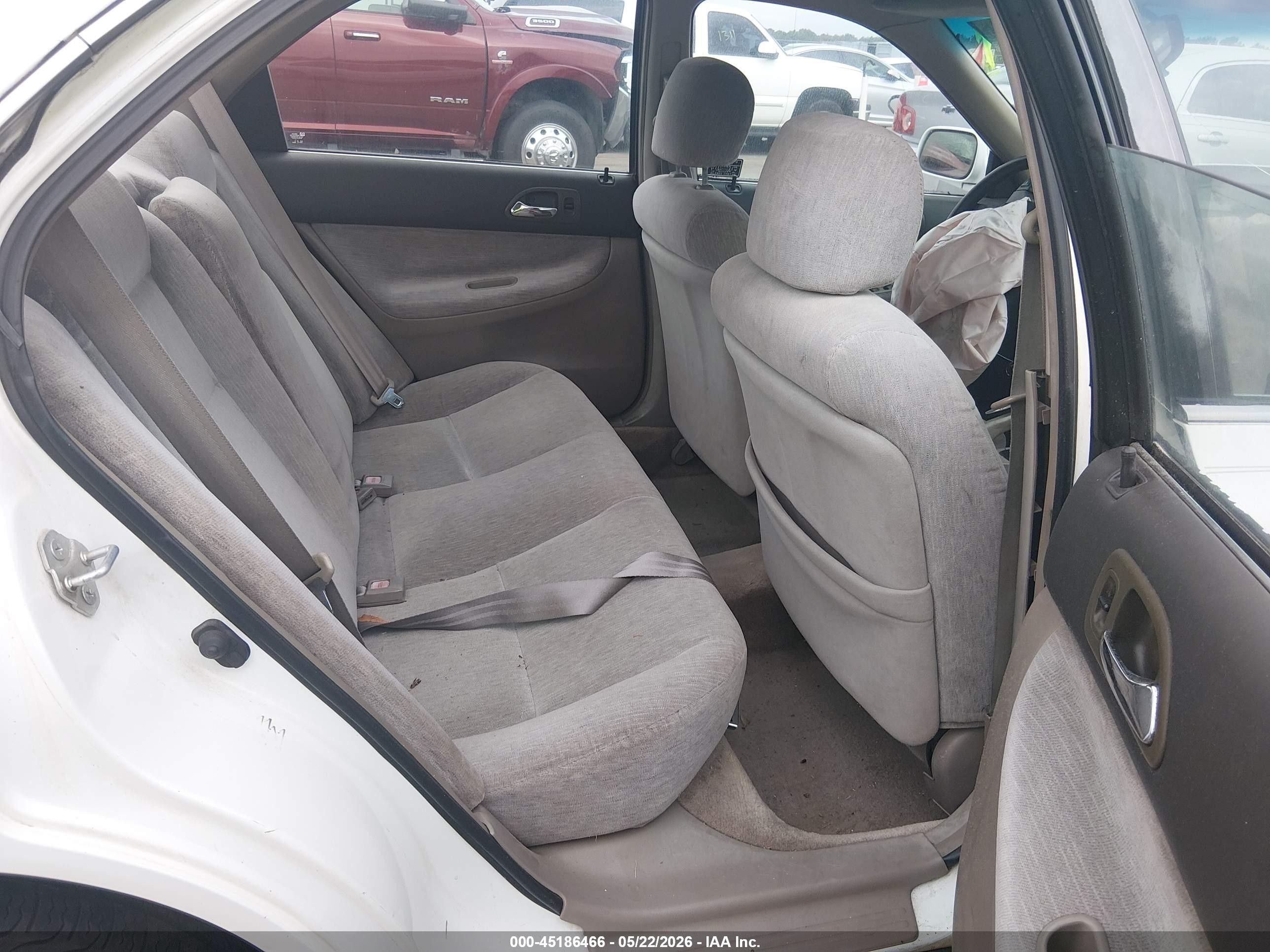 1995 Honda Accord Lx/ex White vin: 1HGCD5632SA149041