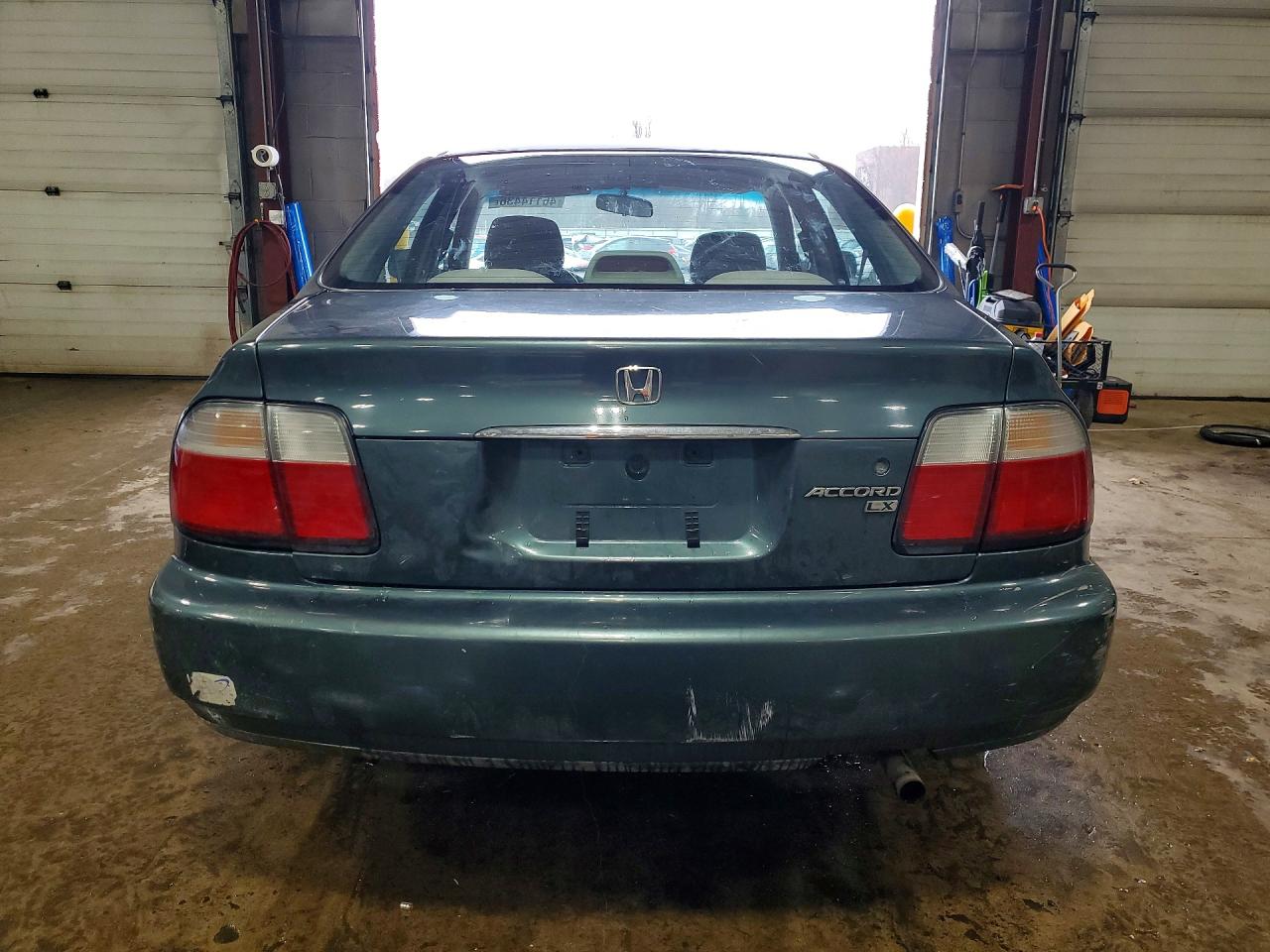 1996 Honda Accord Lx Teal vin: 1HGCD5632TA043061