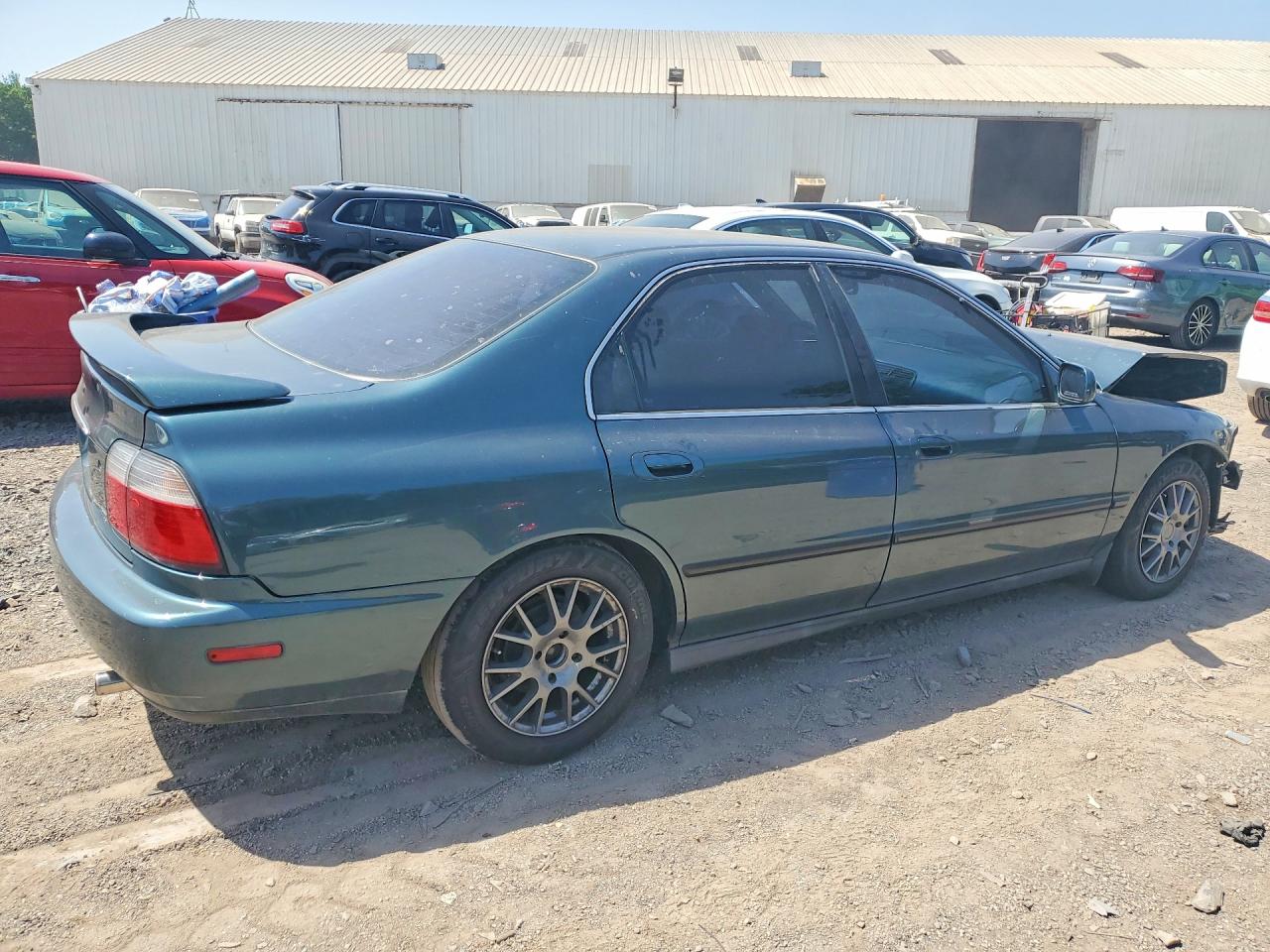 1996 Honda Accord Lx Blue vin: 1HGCD5634TA159135