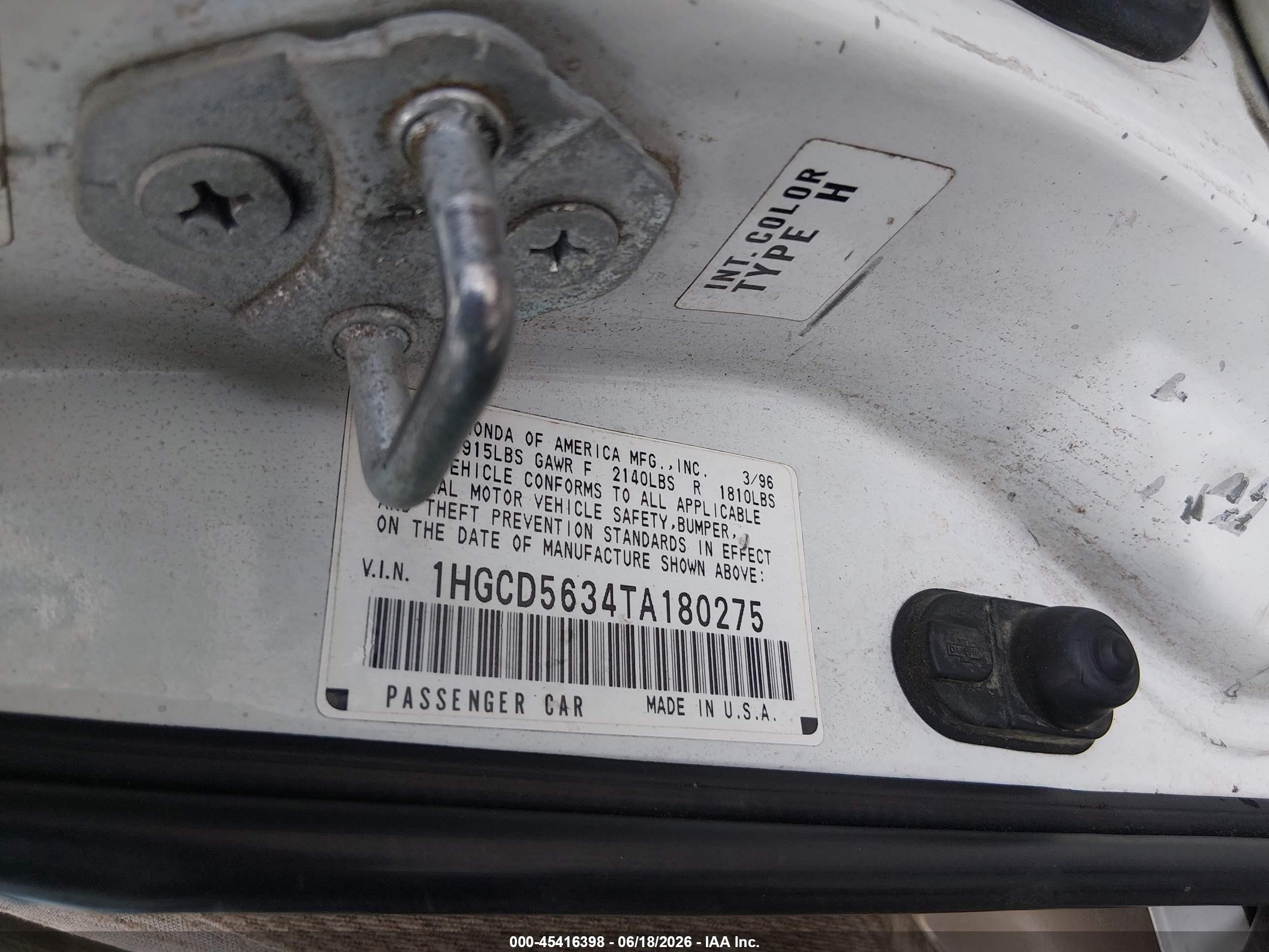 1996 Honda Accord Lx/ex White vin: 1HGCD5634TA180275