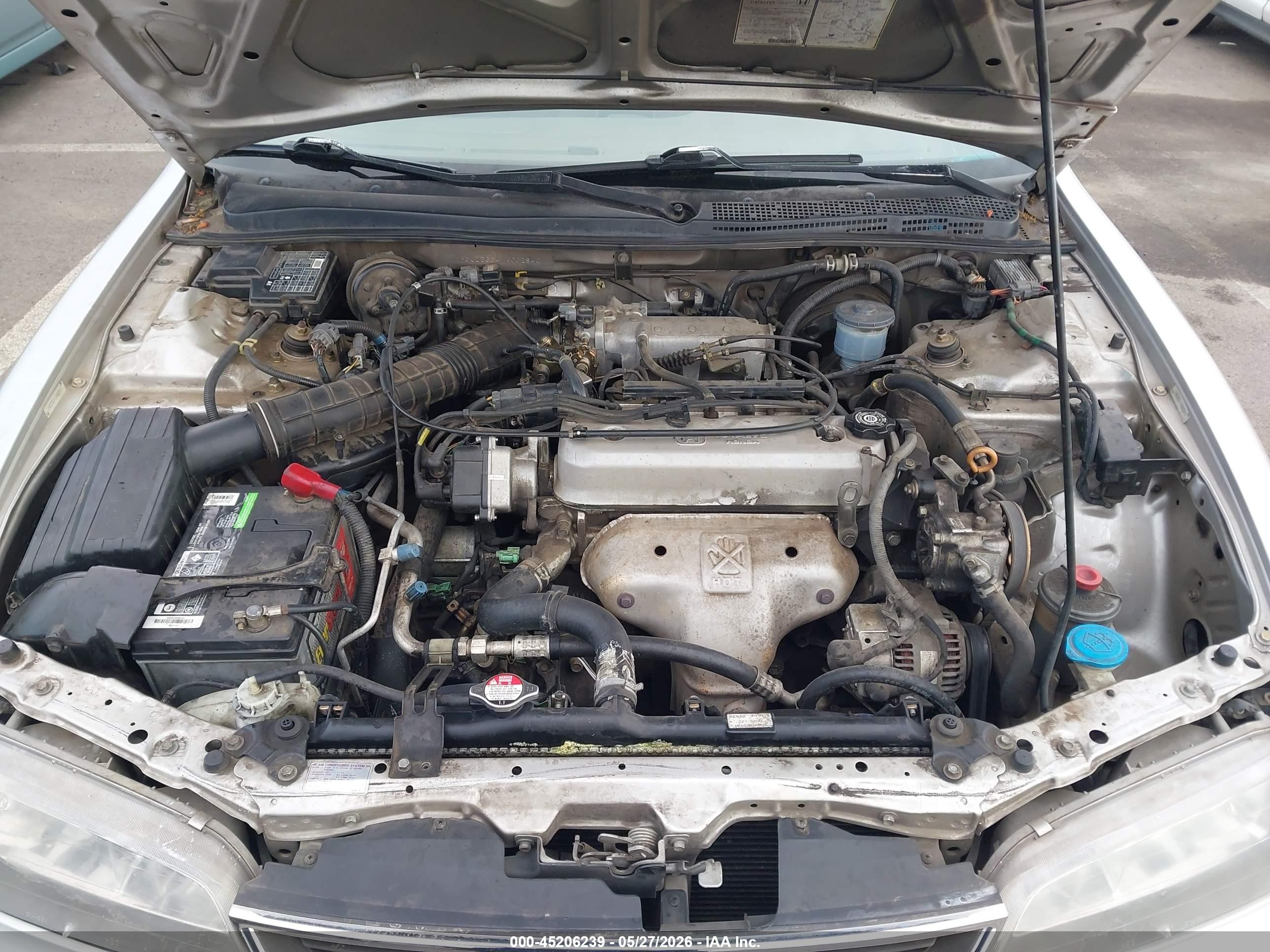 1997 Honda Accord Lx Silver vin: 1HGCD5634VA002840