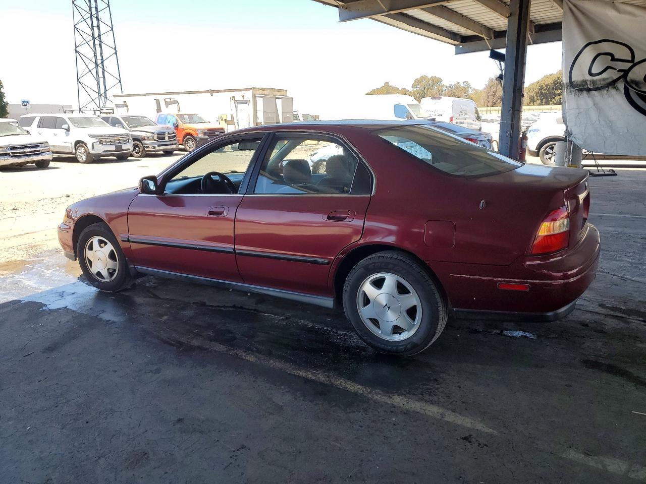 1994 Honda Accord Lx Burgundy vin: 1HGCD5635RA121793