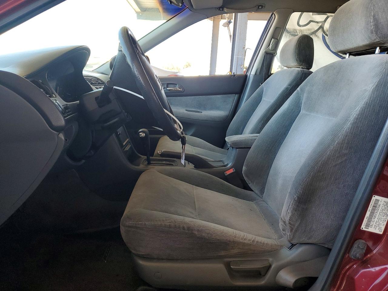 1994 Honda Accord Lx Burgundy vin: 1HGCD5635RA121793