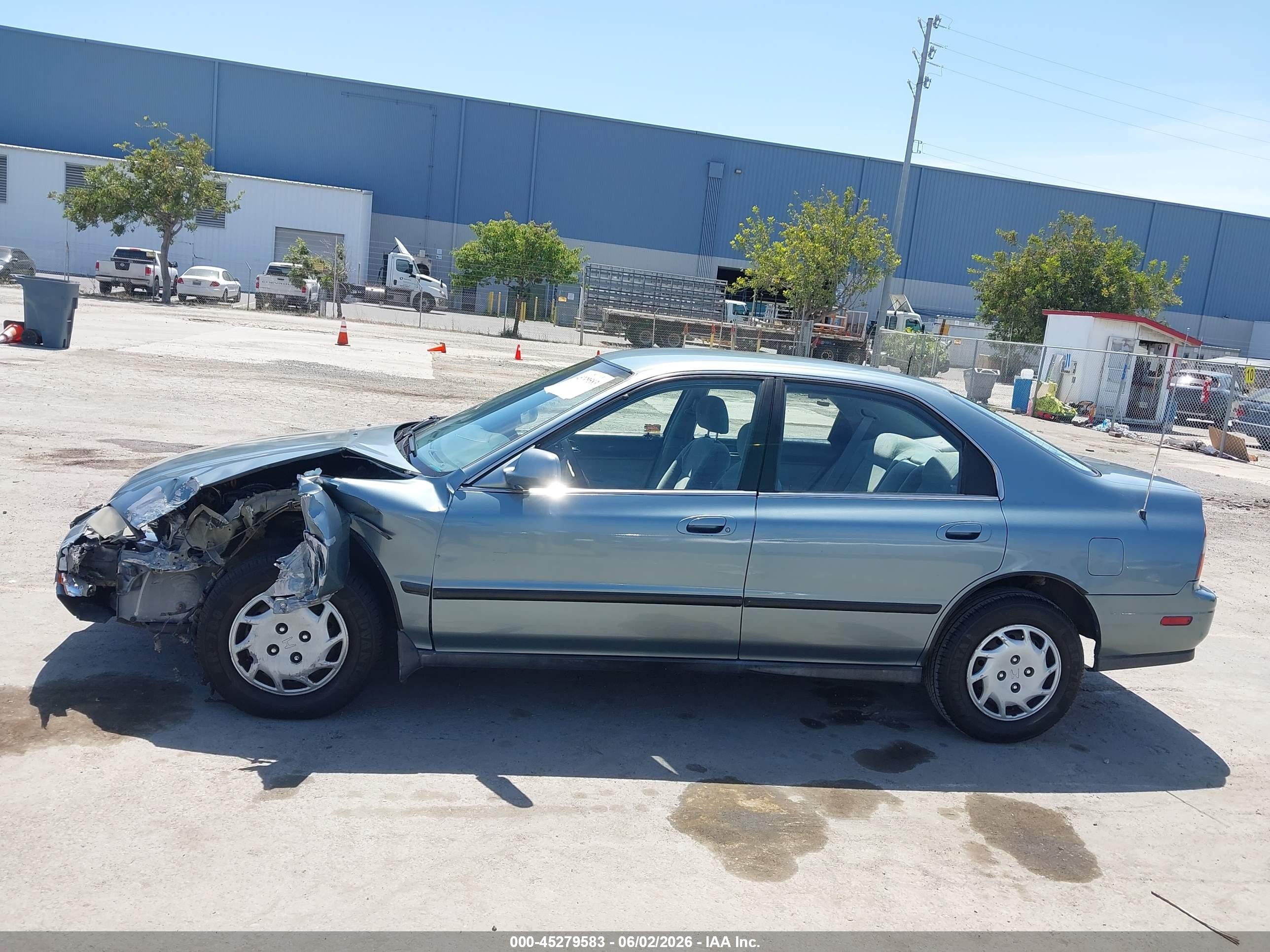 1994 Honda Accord Lx/ex Blue vin: 1HGCD5636RA073608