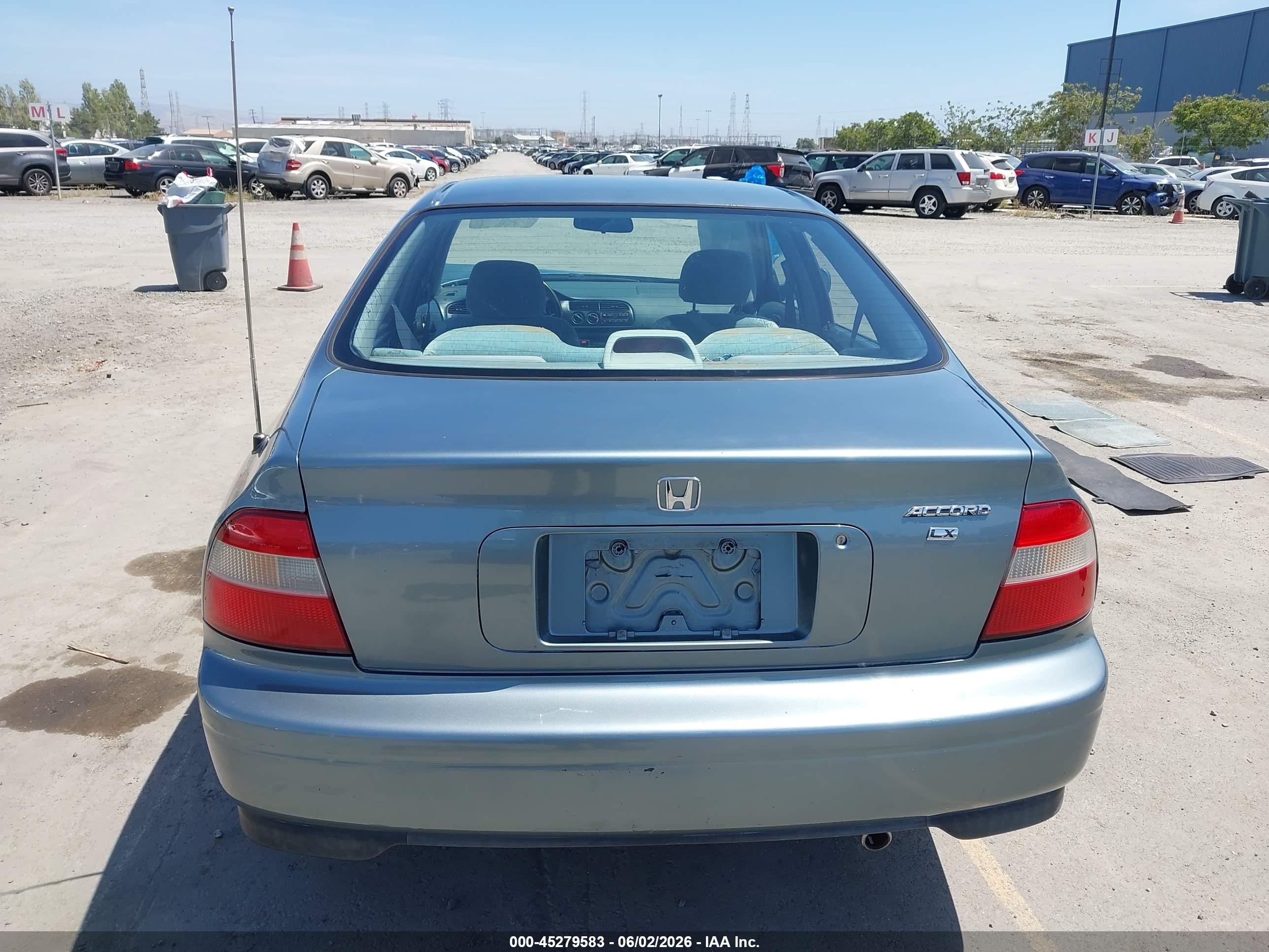 1994 Honda Accord Lx/ex Blue vin: 1HGCD5636RA073608