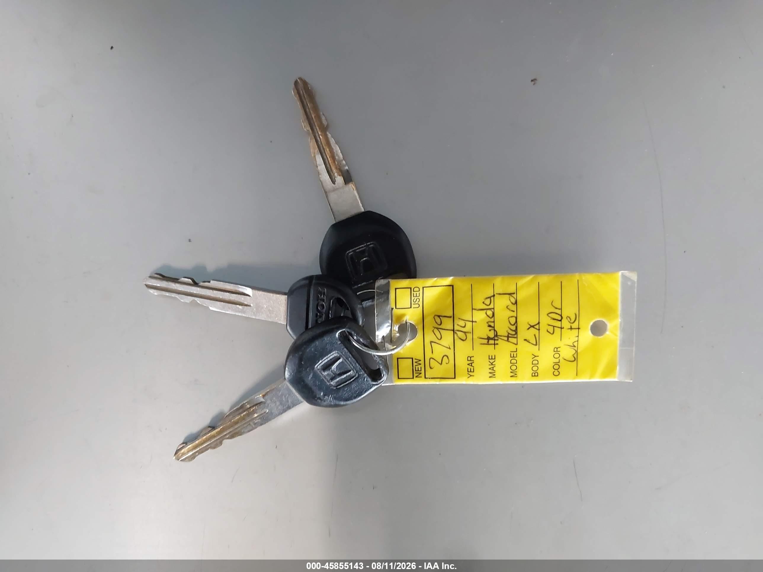 1994 Honda Accord Lx/ex White vin: 1HGCD5636RA083877