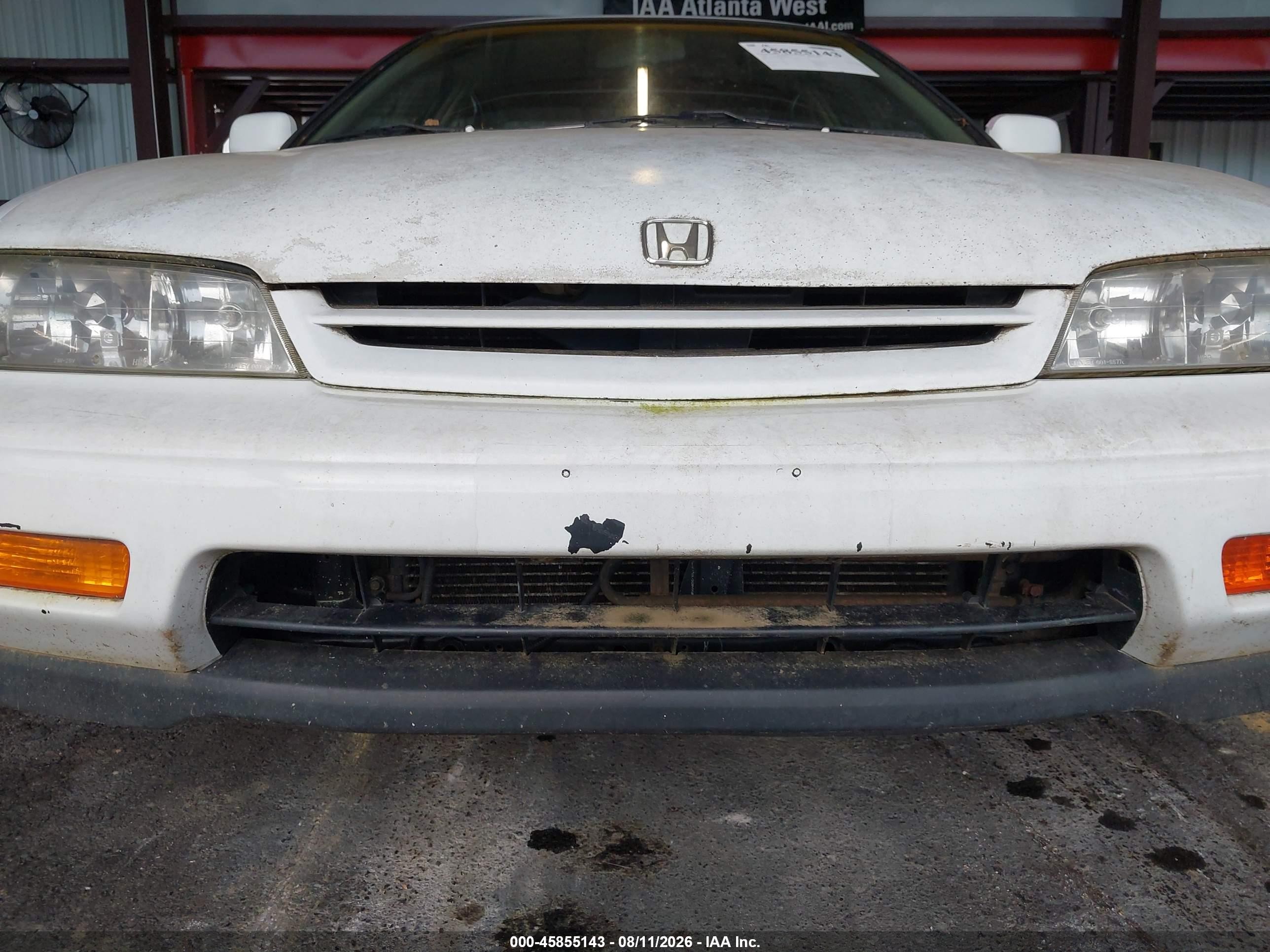 1994 Honda Accord Lx/ex White vin: 1HGCD5636RA083877