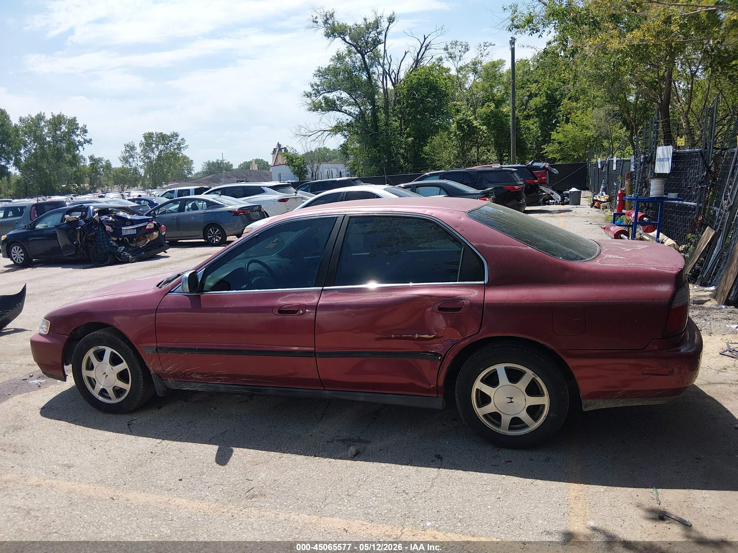 1997 Honda Accord Lx Red vin: 1HGCD5636VA114605