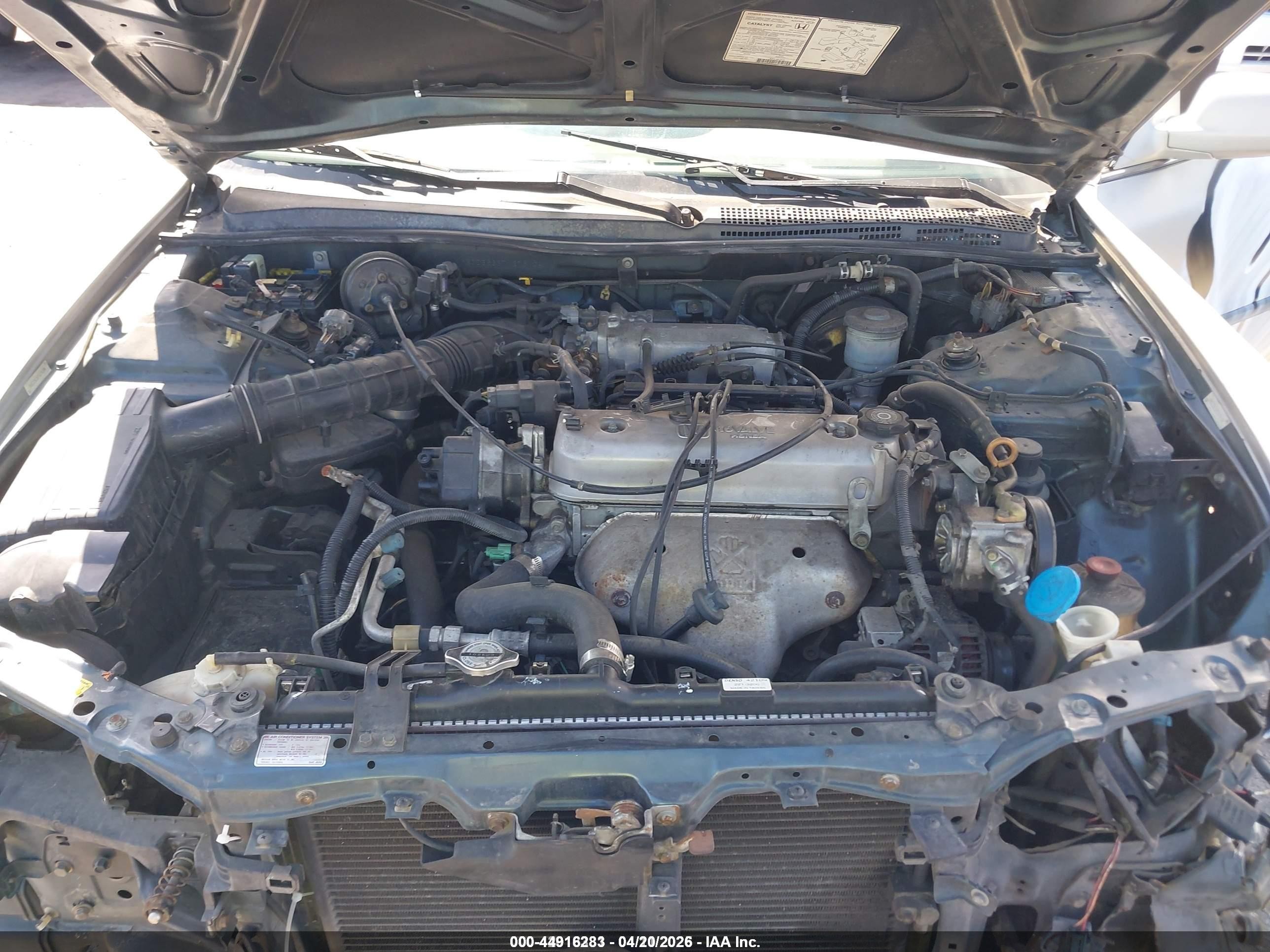 1996 Honda Accord Lx/ex Серебряный vin: 1HGCD5638TA276104