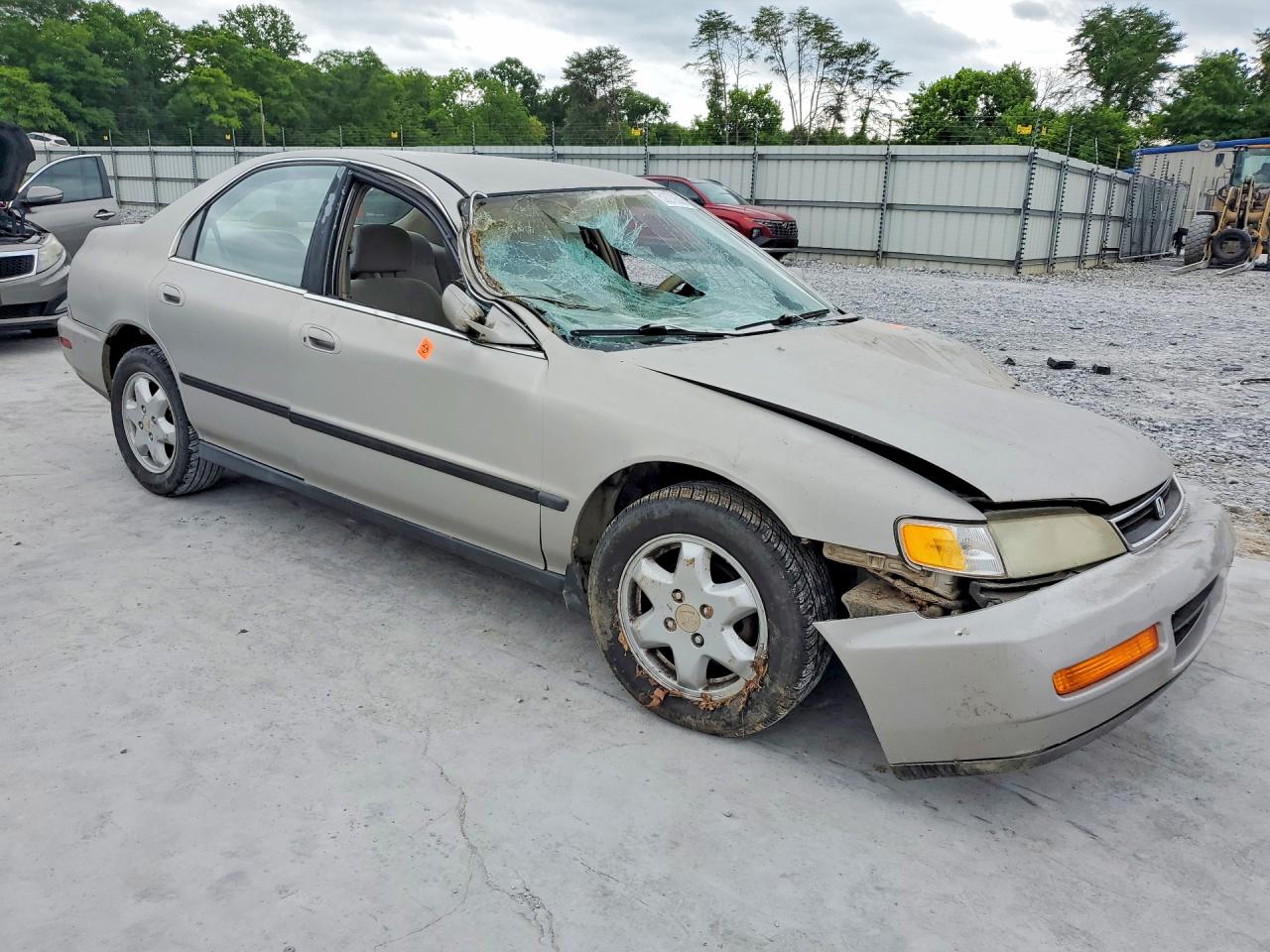 1996 Honda Accord Lx Gray vin: 1HGCD5639TA020117