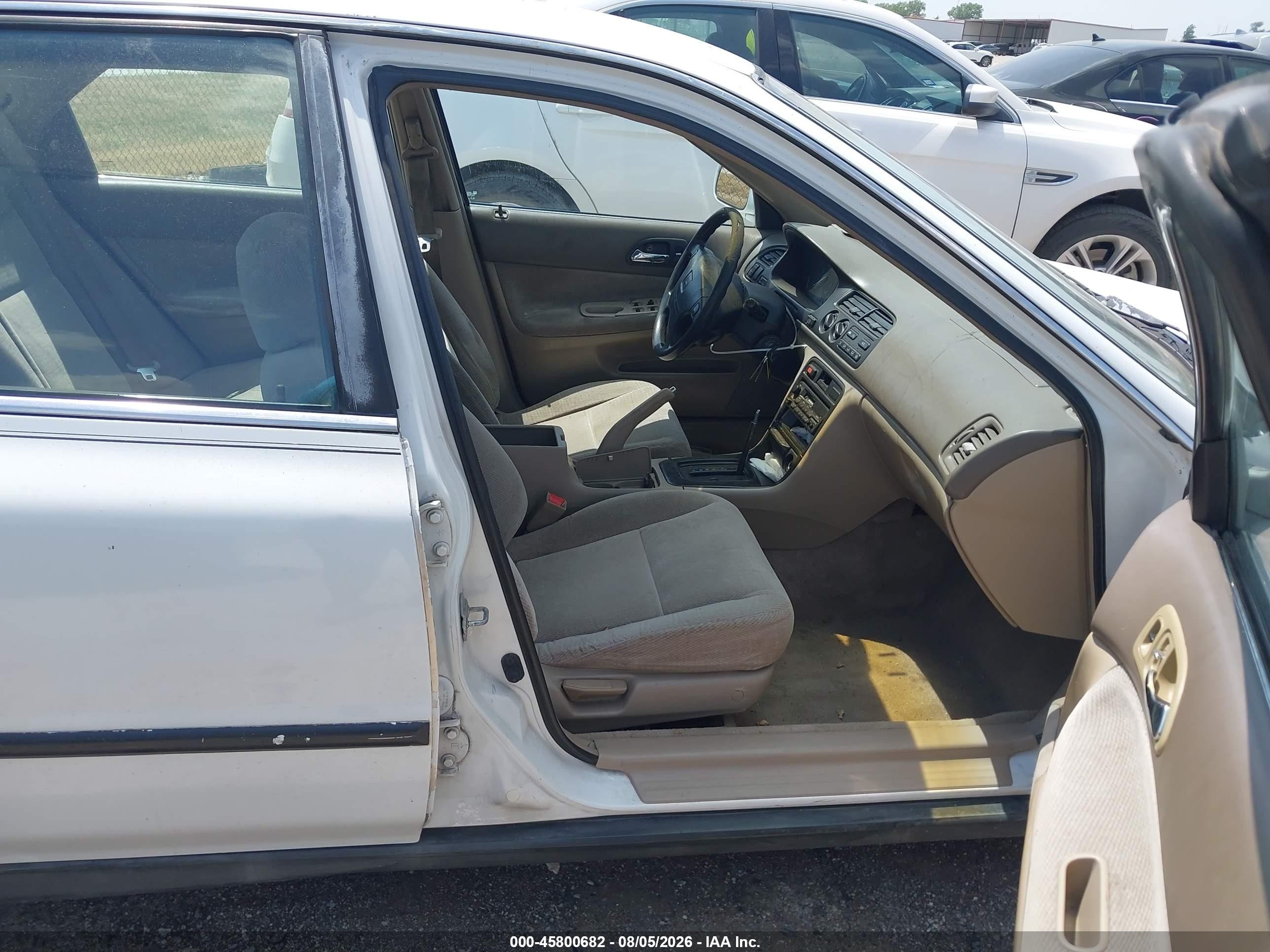 1997 Honda Accord Lx White vin: 1HGCD5639VA078957