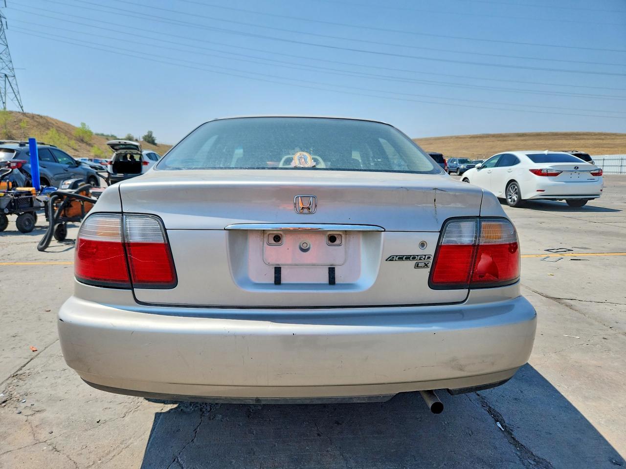 1997 Honda Accord Lx Золотой vin: 1HGCD5639VA207621