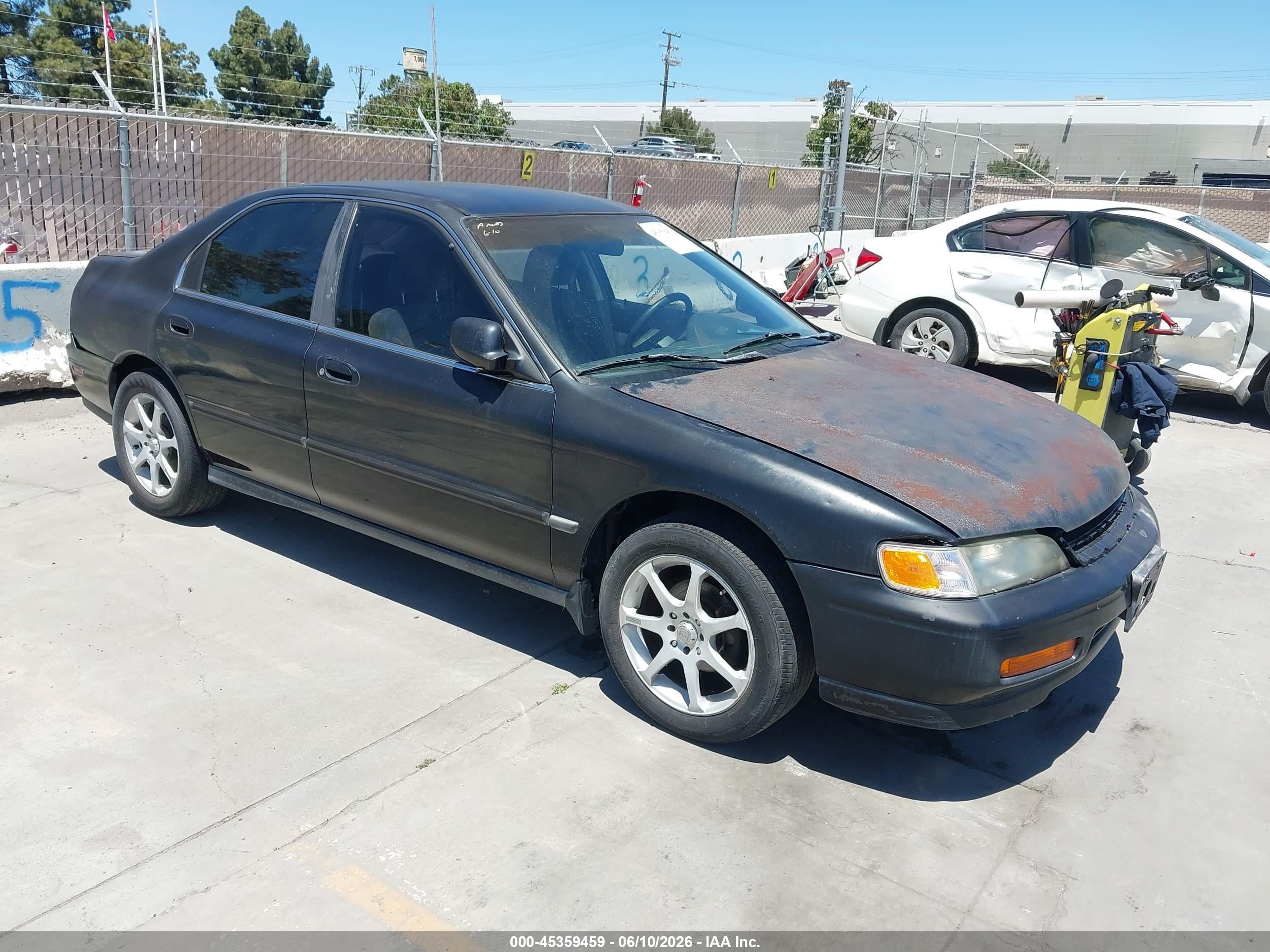 1994 Honda Accord Lx/ex Black vin: 1HGCD563XRA096129