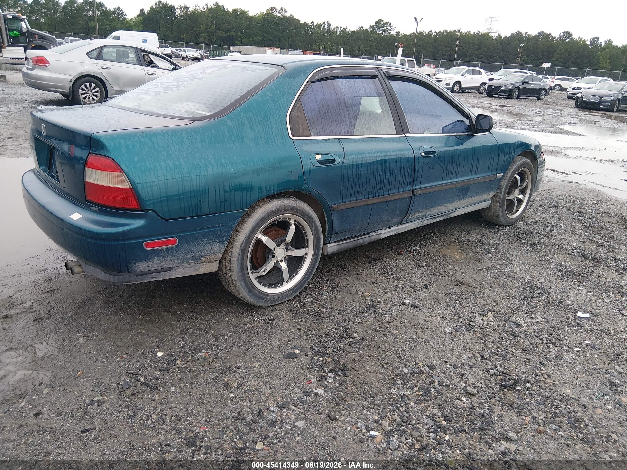 1994 Honda Accord Lx/ex Turquoise vin: 1HGCD563XRA179107