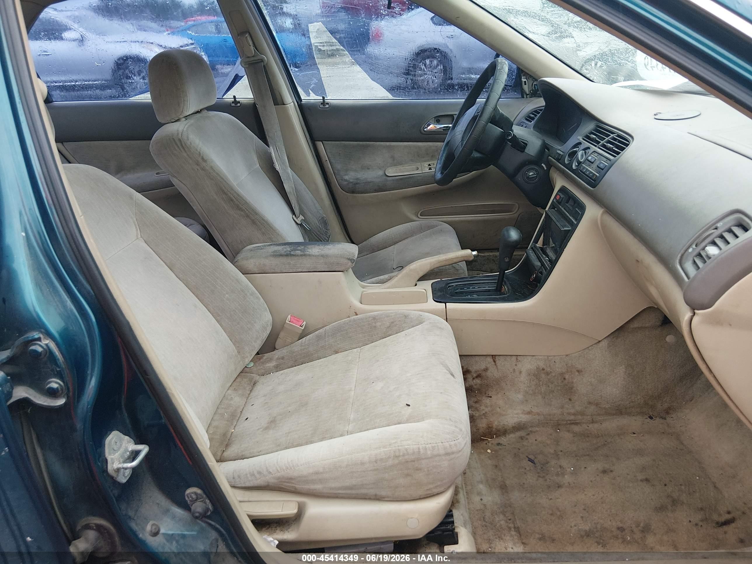 1994 Honda Accord Lx/ex Turquoise vin: 1HGCD563XRA179107